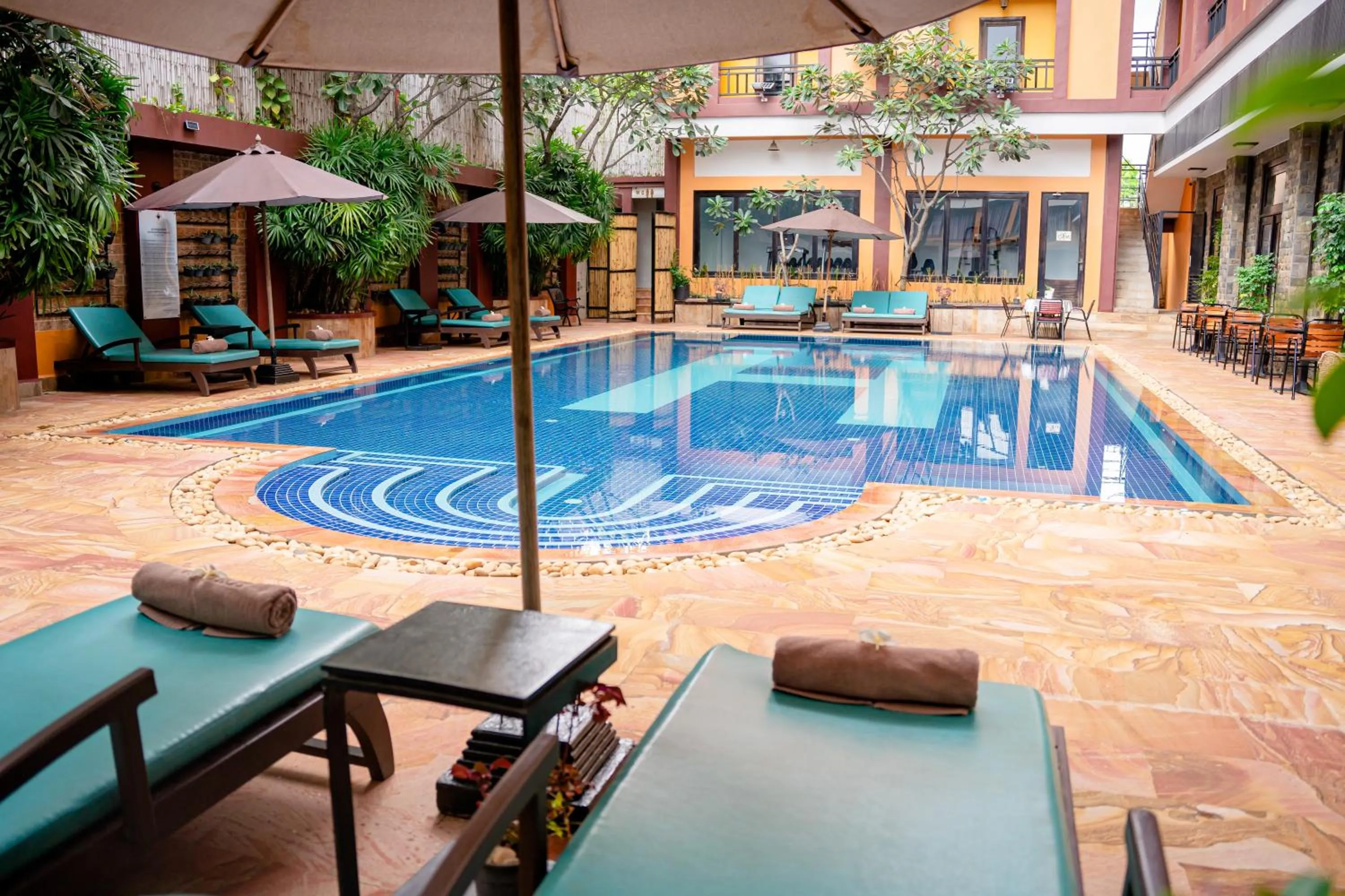 Swimming pool in Sokchea Angkor Hotel