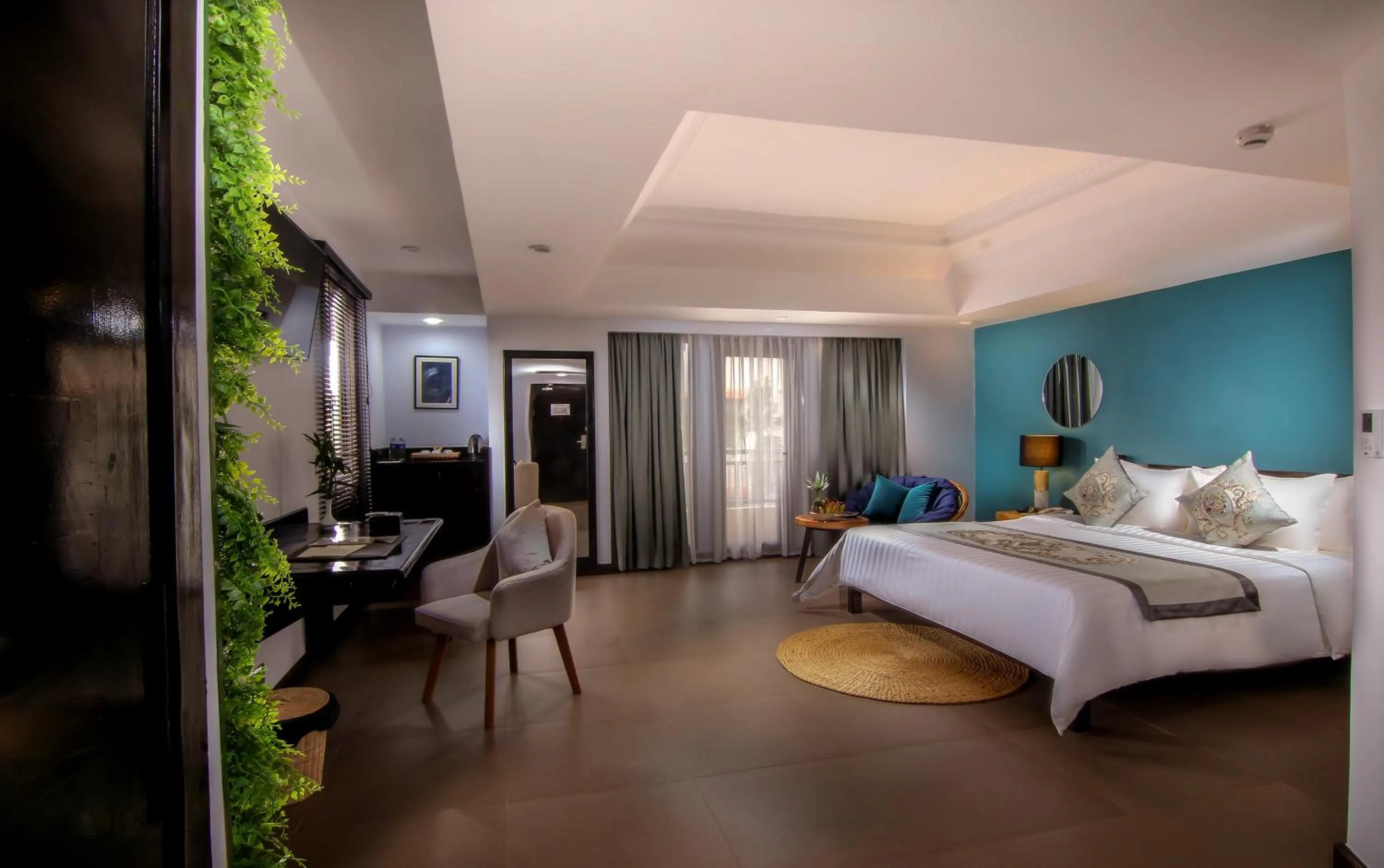 Bed in Sokchea Angkor Hotel