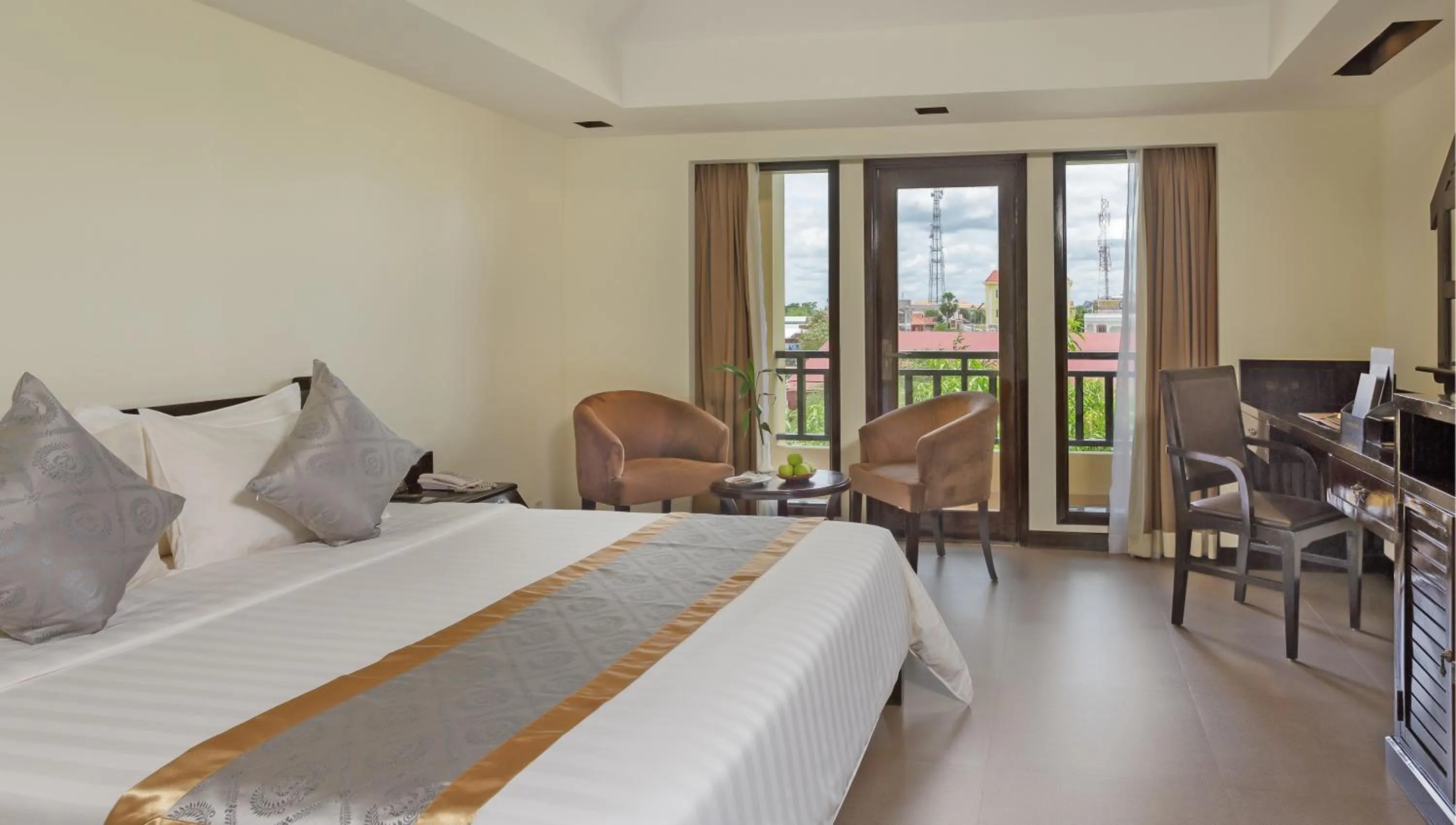 Bedroom, Bed in Sokchea Angkor Hotel