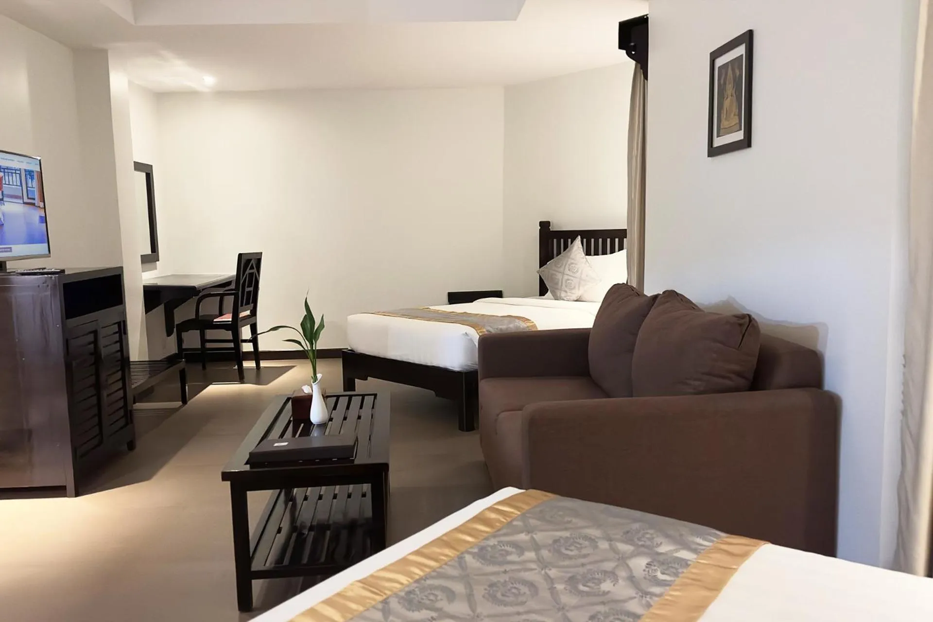 View (from property/room), Bed in Sokchea Angkor Hotel