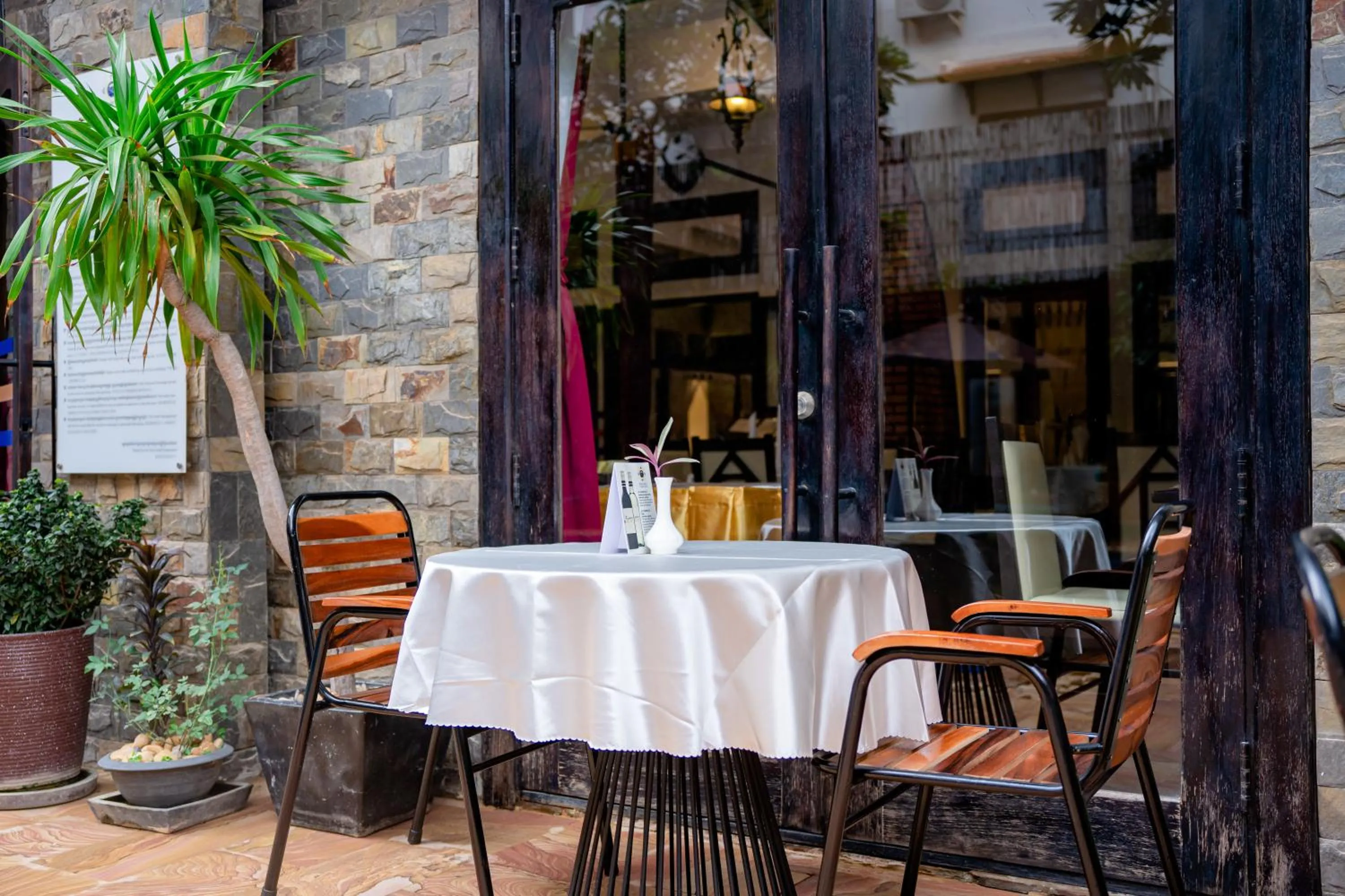 Dining area in Sokchea Angkor Hotel
