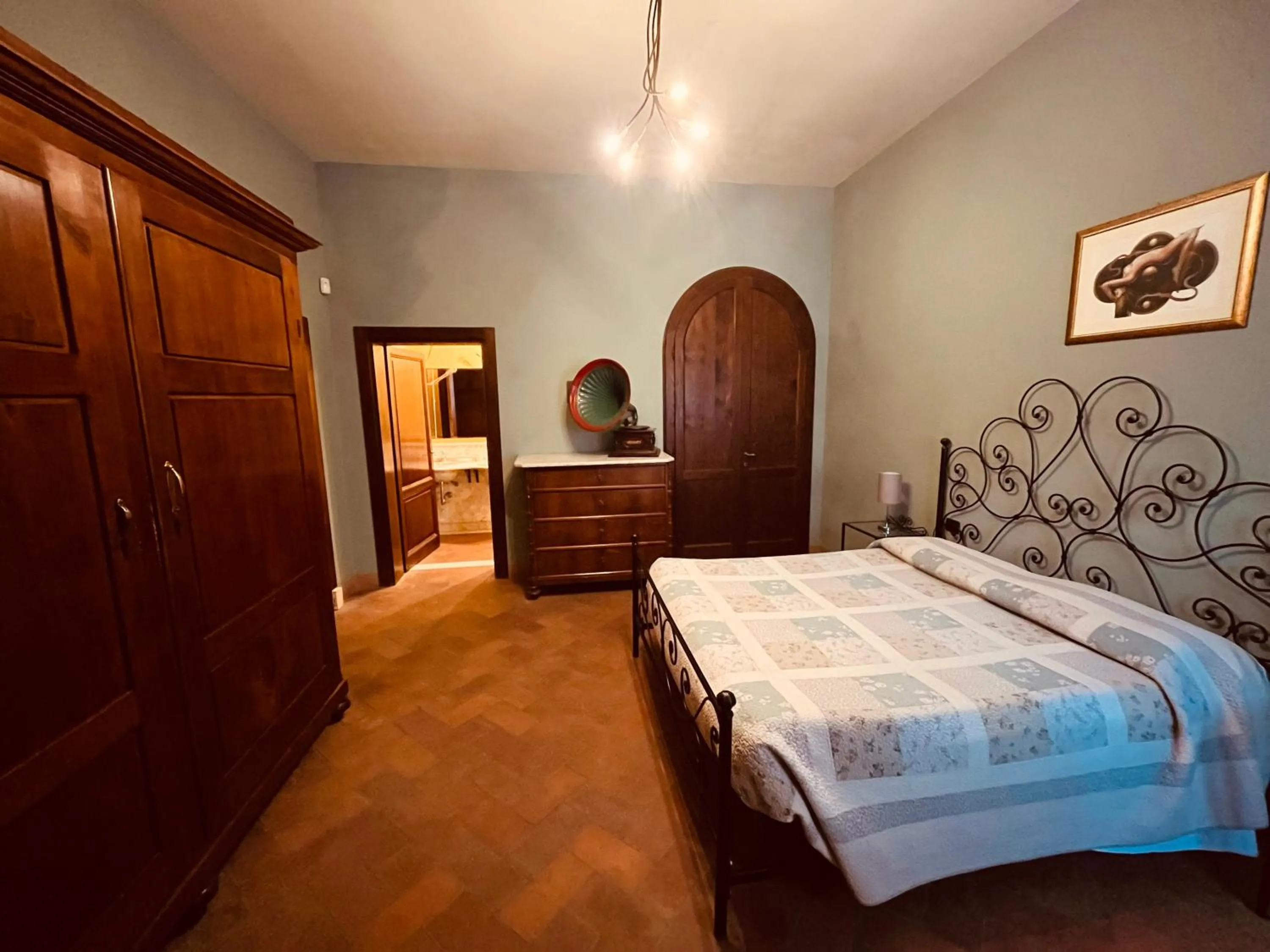 Bed in La Torre wine resort