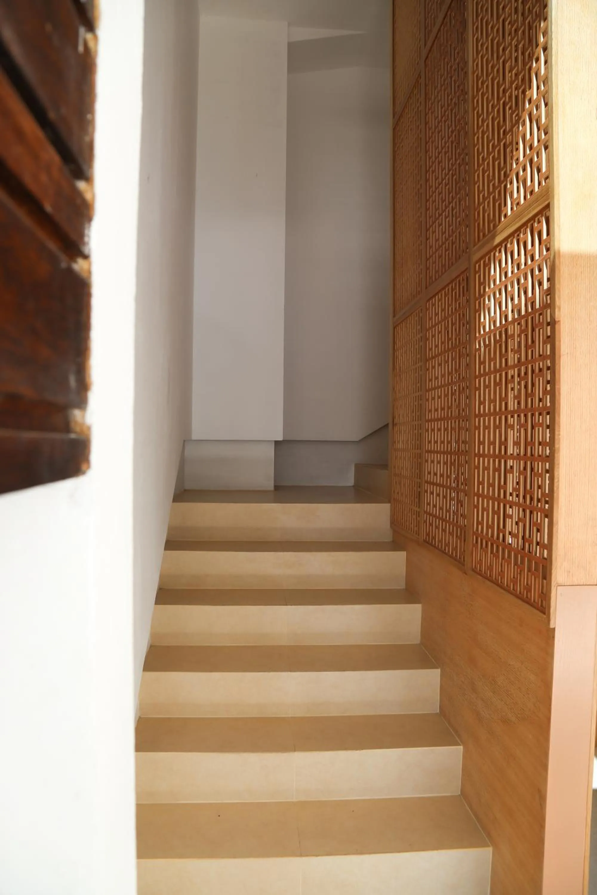 Property building in Hotel De Karon