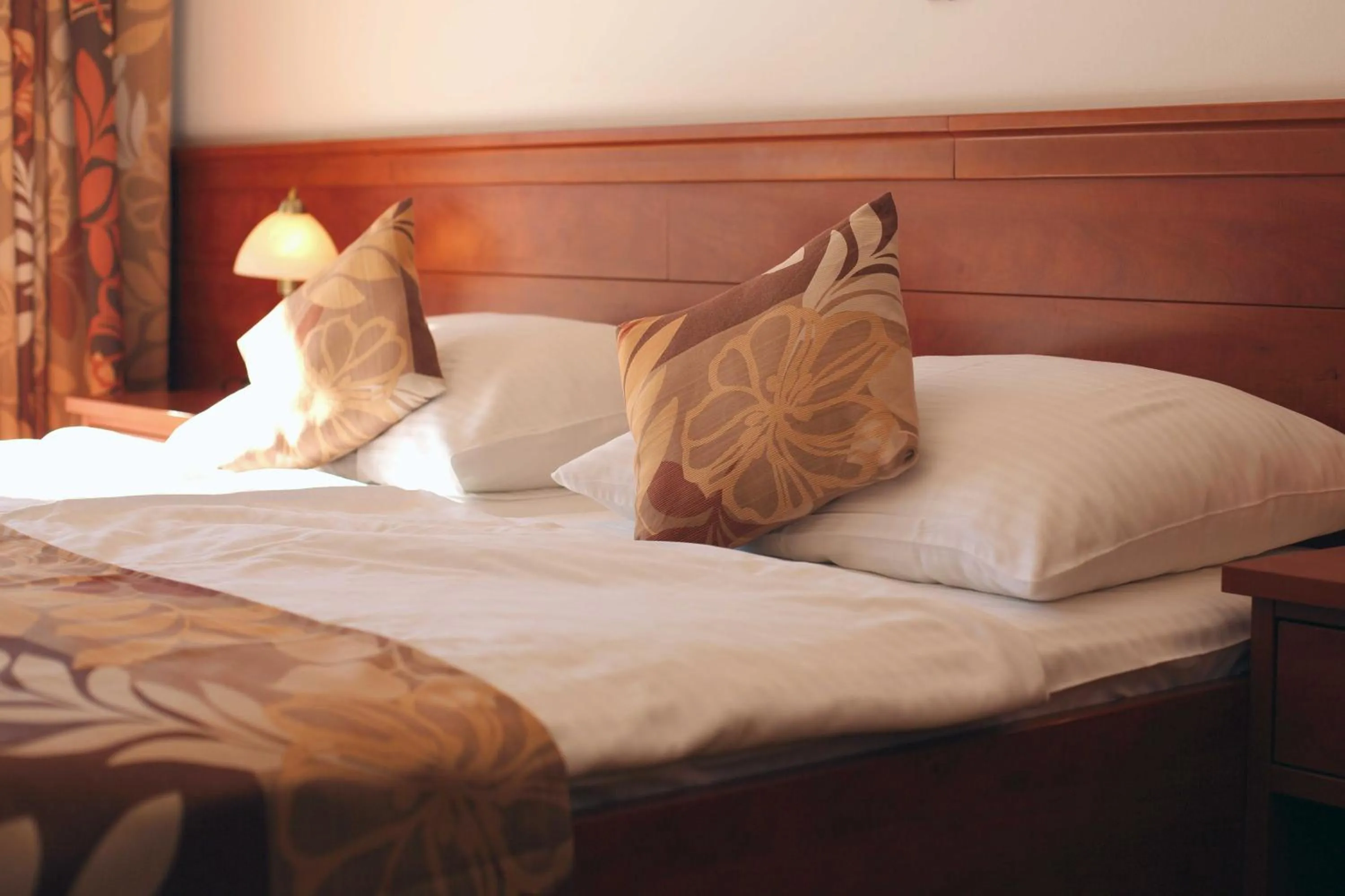 Bed in Dorijini Dvori