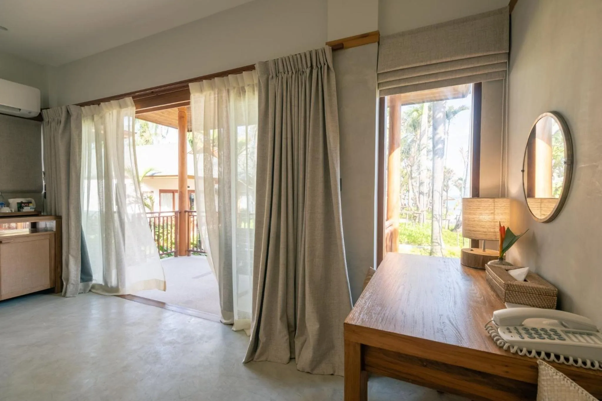 Bed in Banana Fan Sea Resort