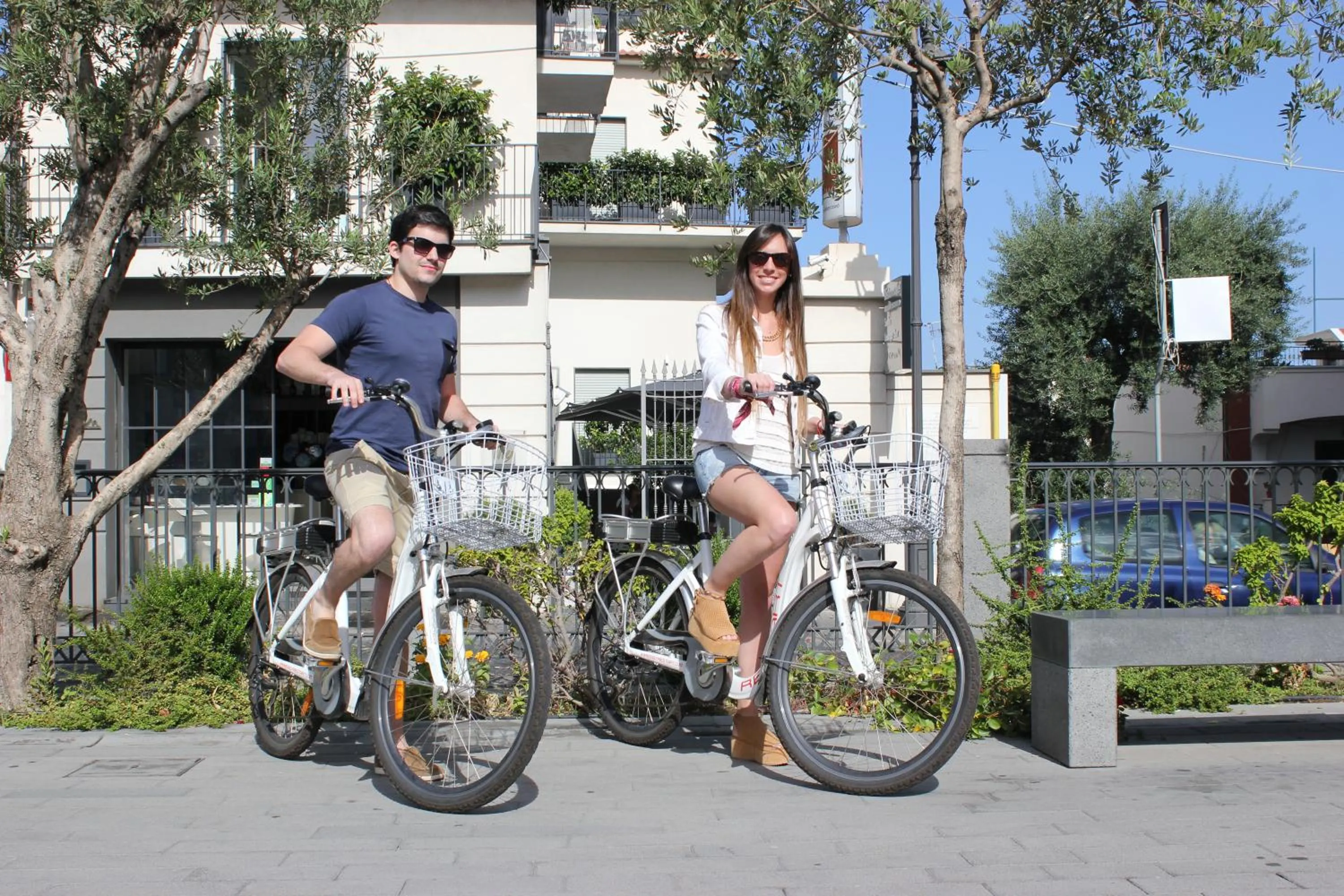 Day in Cubo Apartments