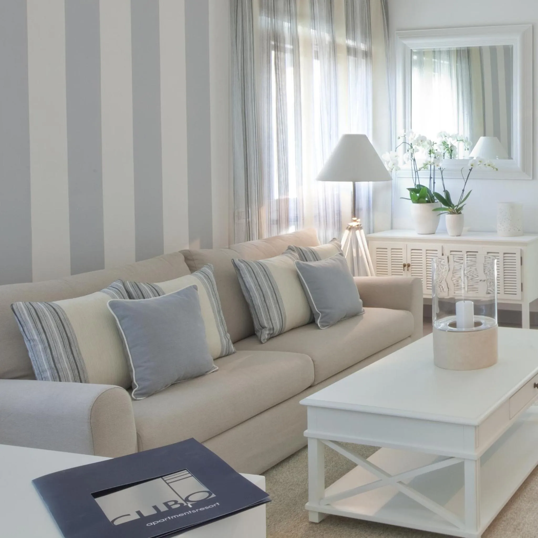 Living room in Cubo Apartments