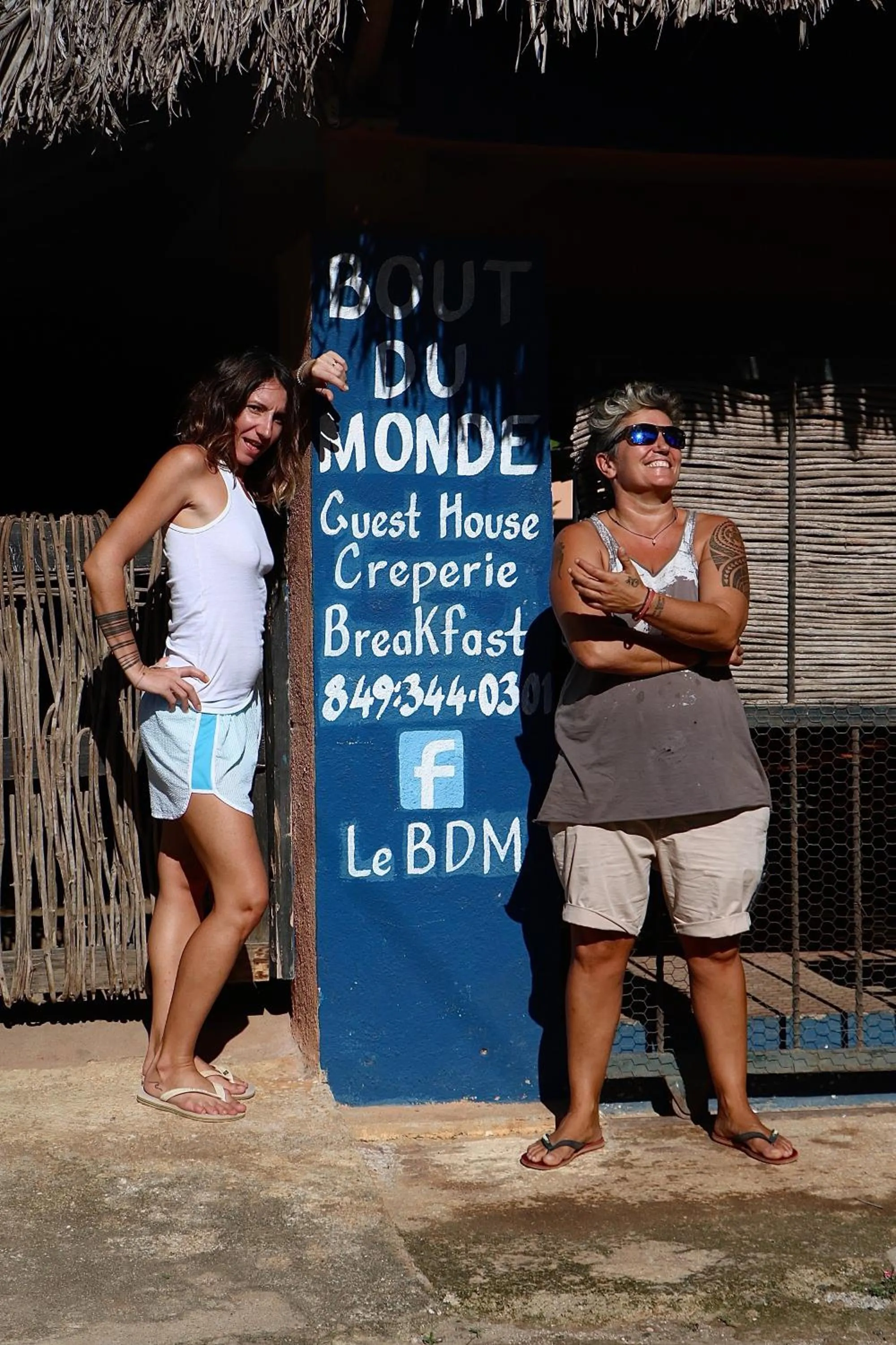 Staff in Le BDM PLAYITA