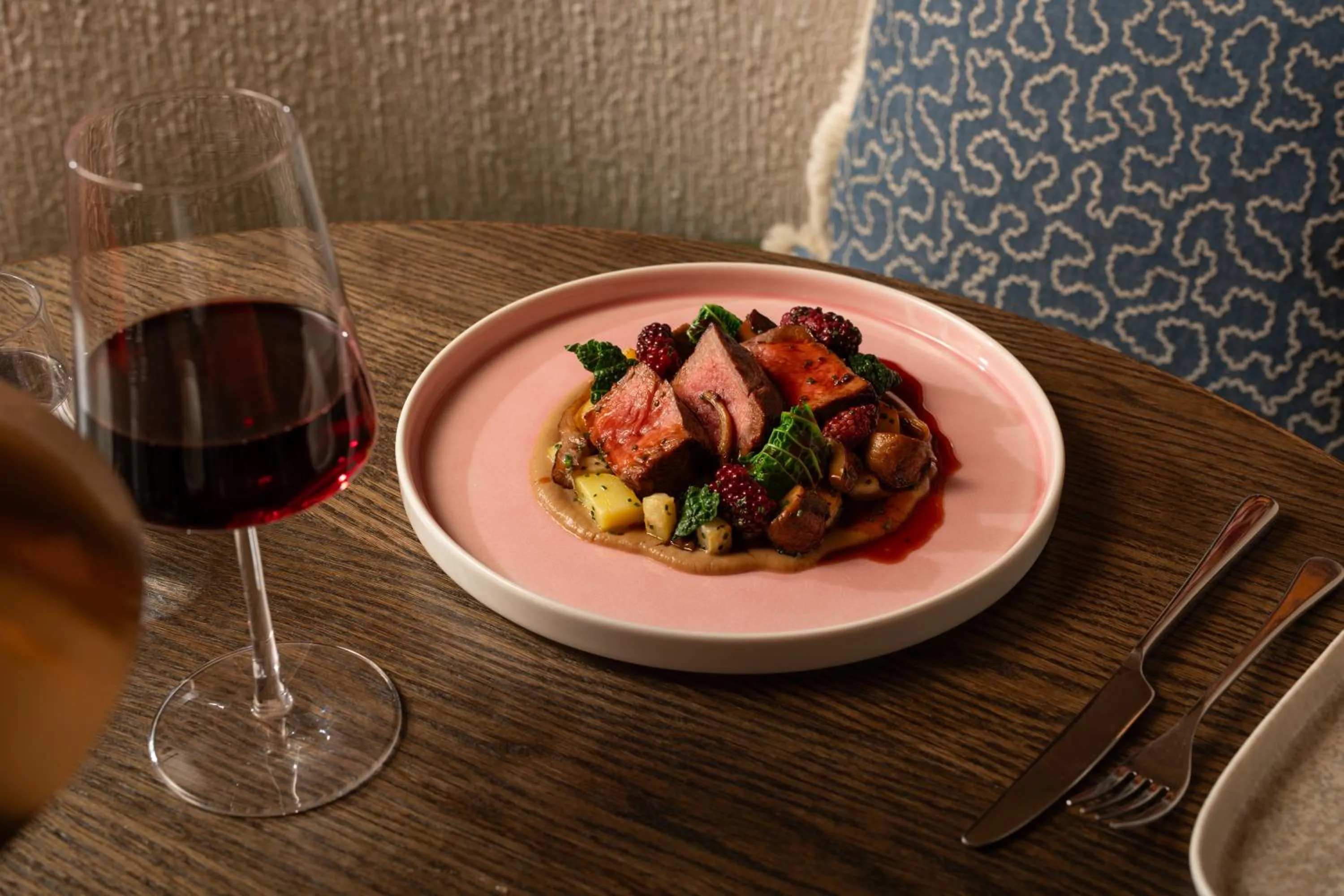 Restaurant/places to eat in The Scholar