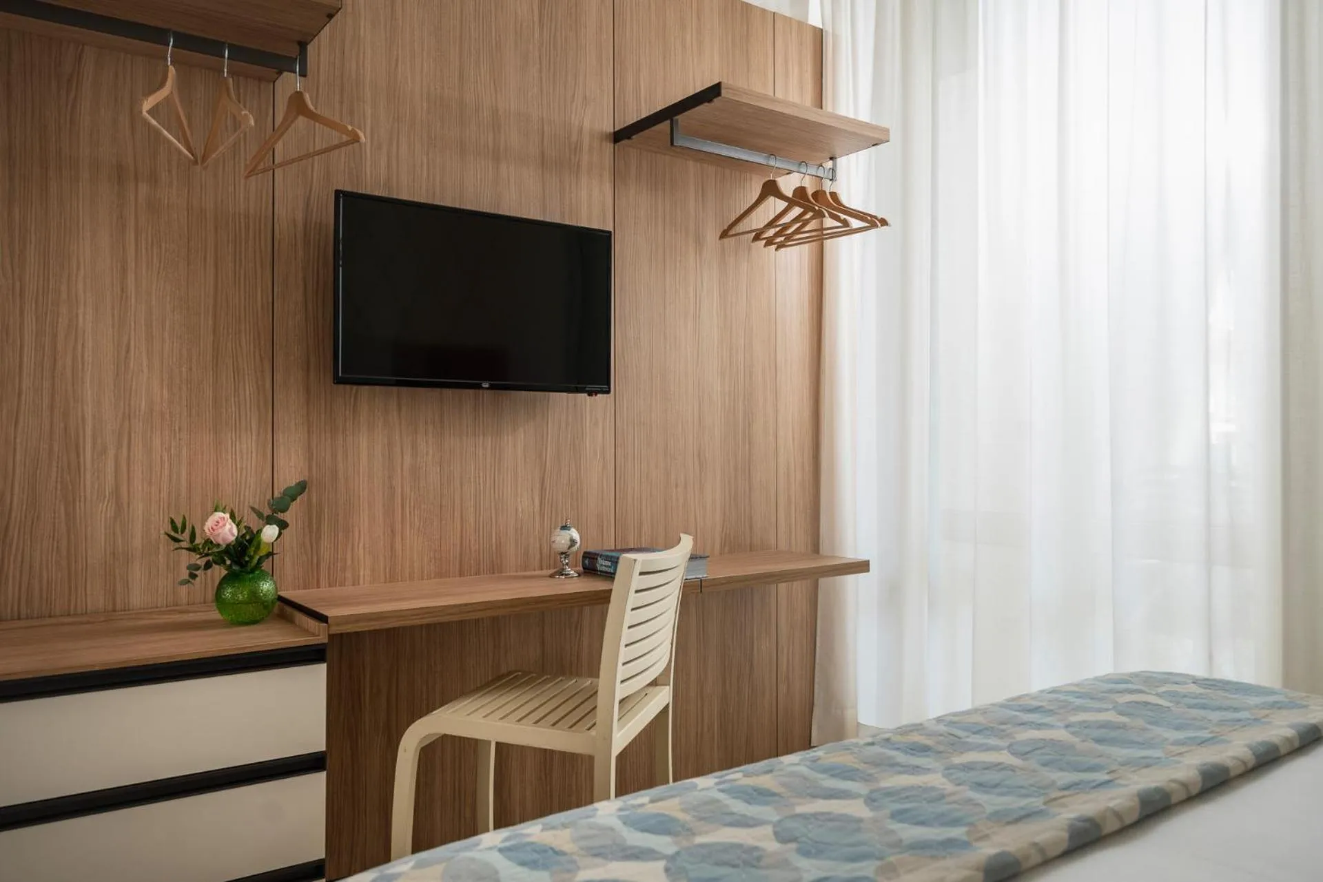 Bed in Hotel Calypso- Rimini Marina Centro