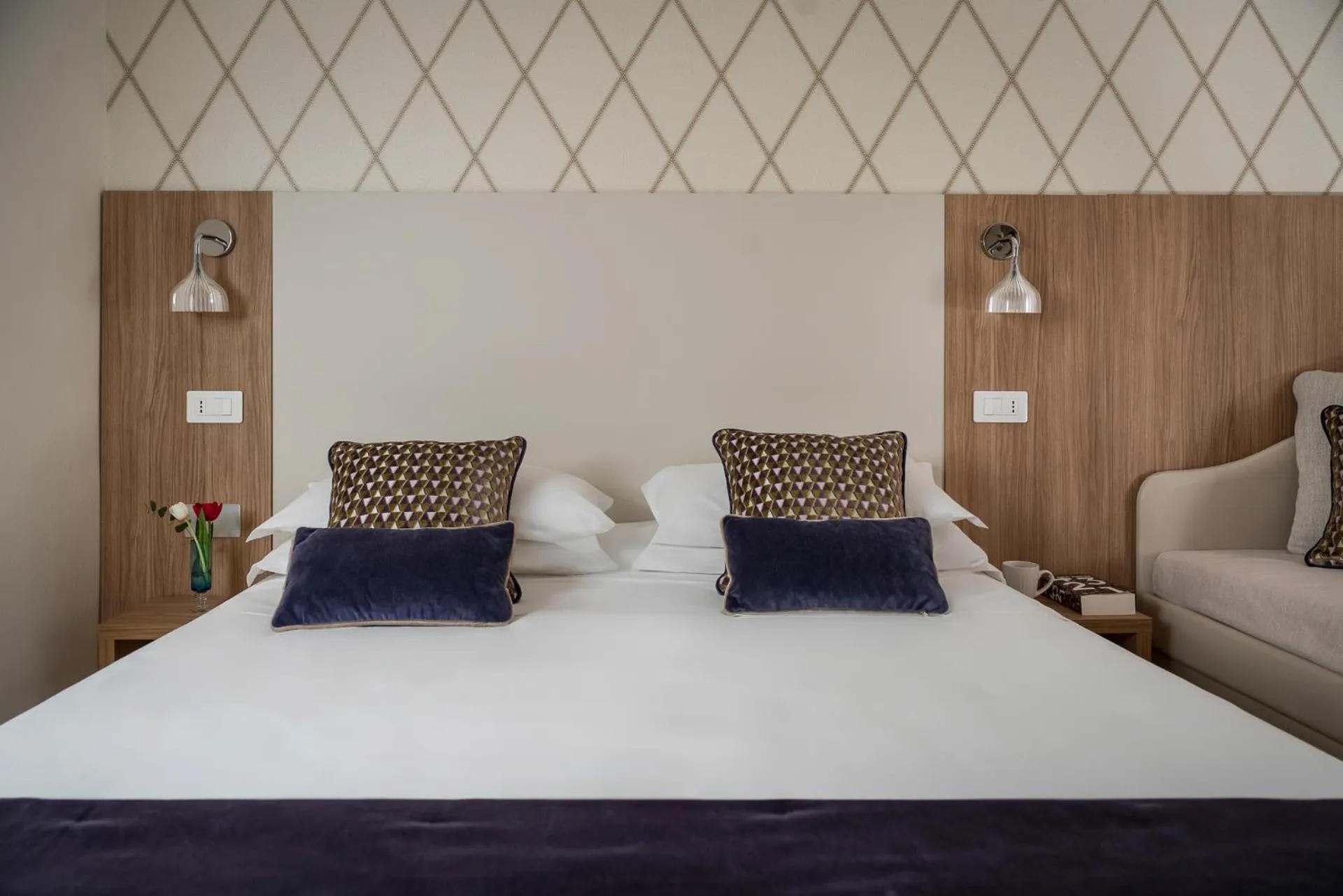 Bed in Hotel Calypso- Rimini Marina Centro