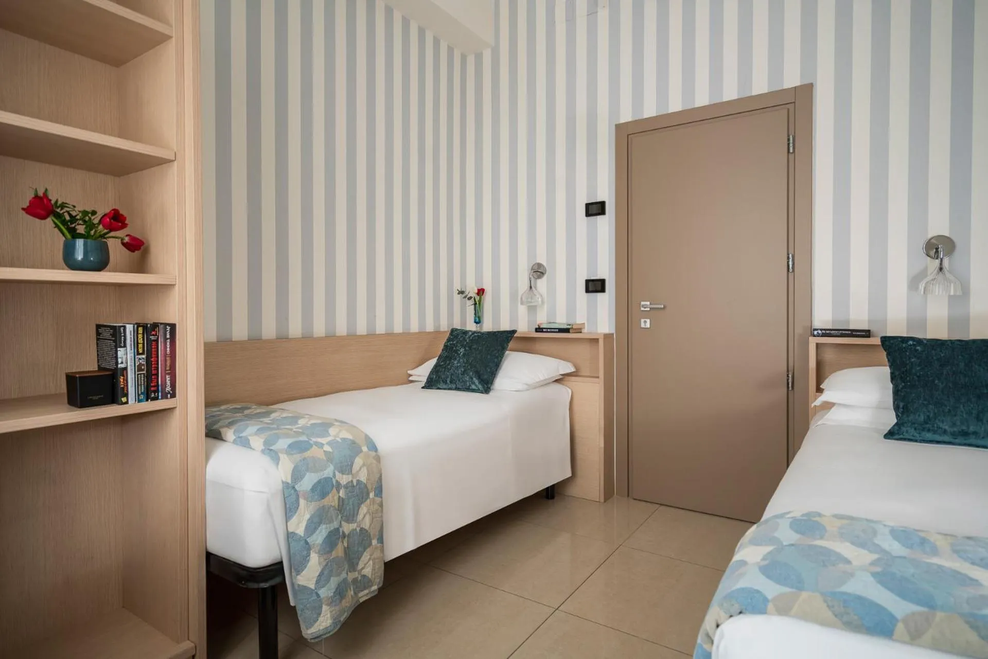 Bed in Hotel Calypso- Rimini Marina Centro