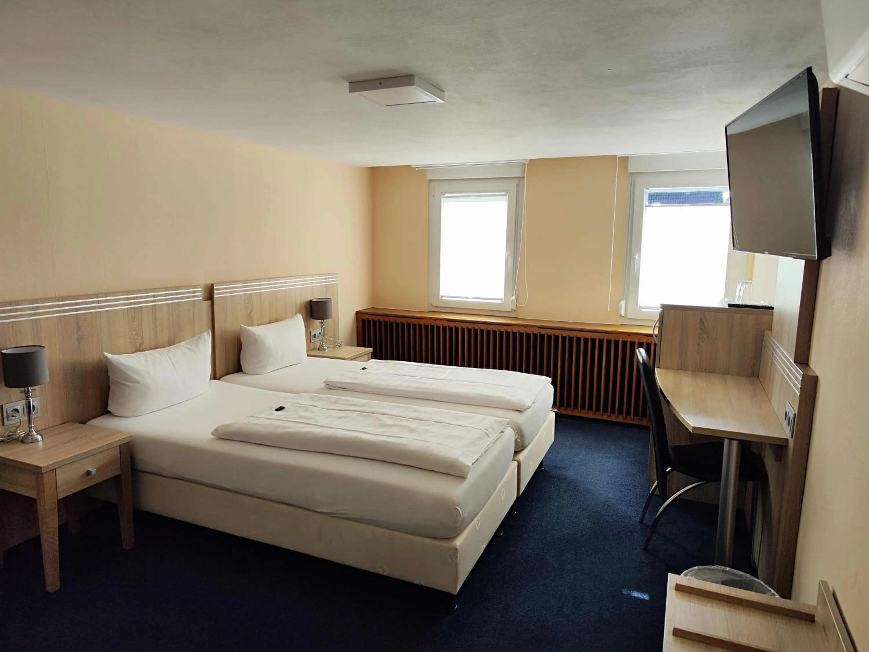 Bed in Hotel Altes Weinhaus