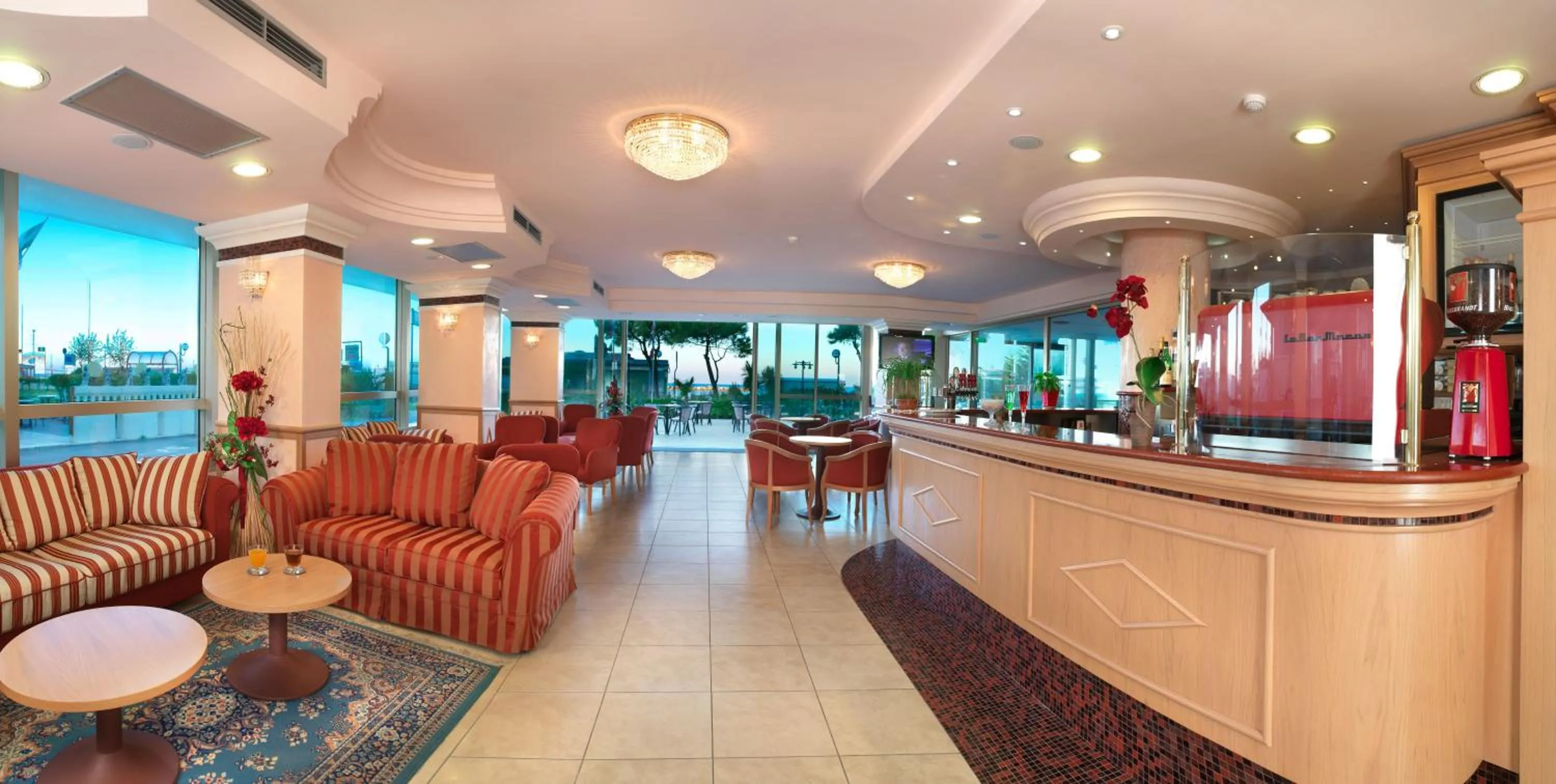 Lobby or reception in Hotel Mondial