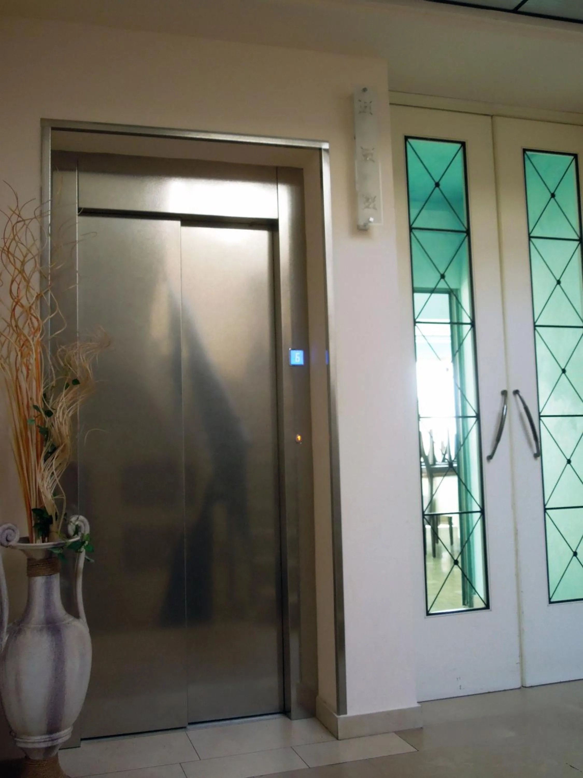 Decorative detail in Hotel Mondial