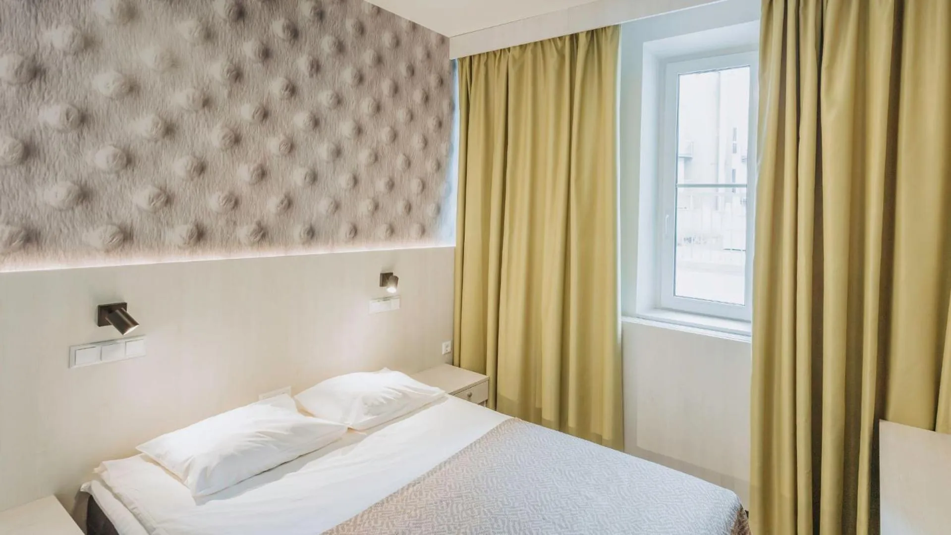 Bed in Viiking Spa Hotel