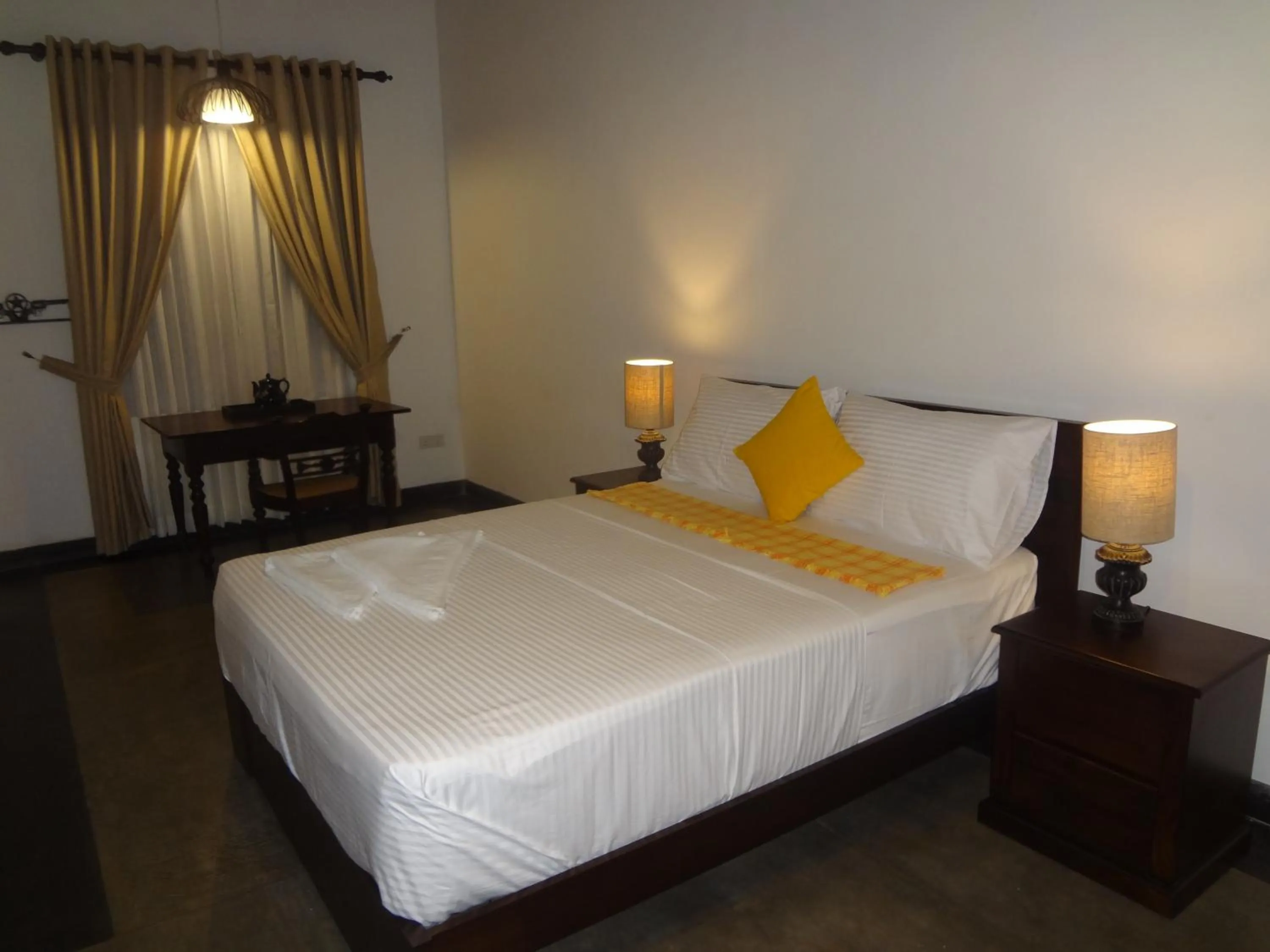 Bedroom, Bed in Thamaya Heritance Tangalle
