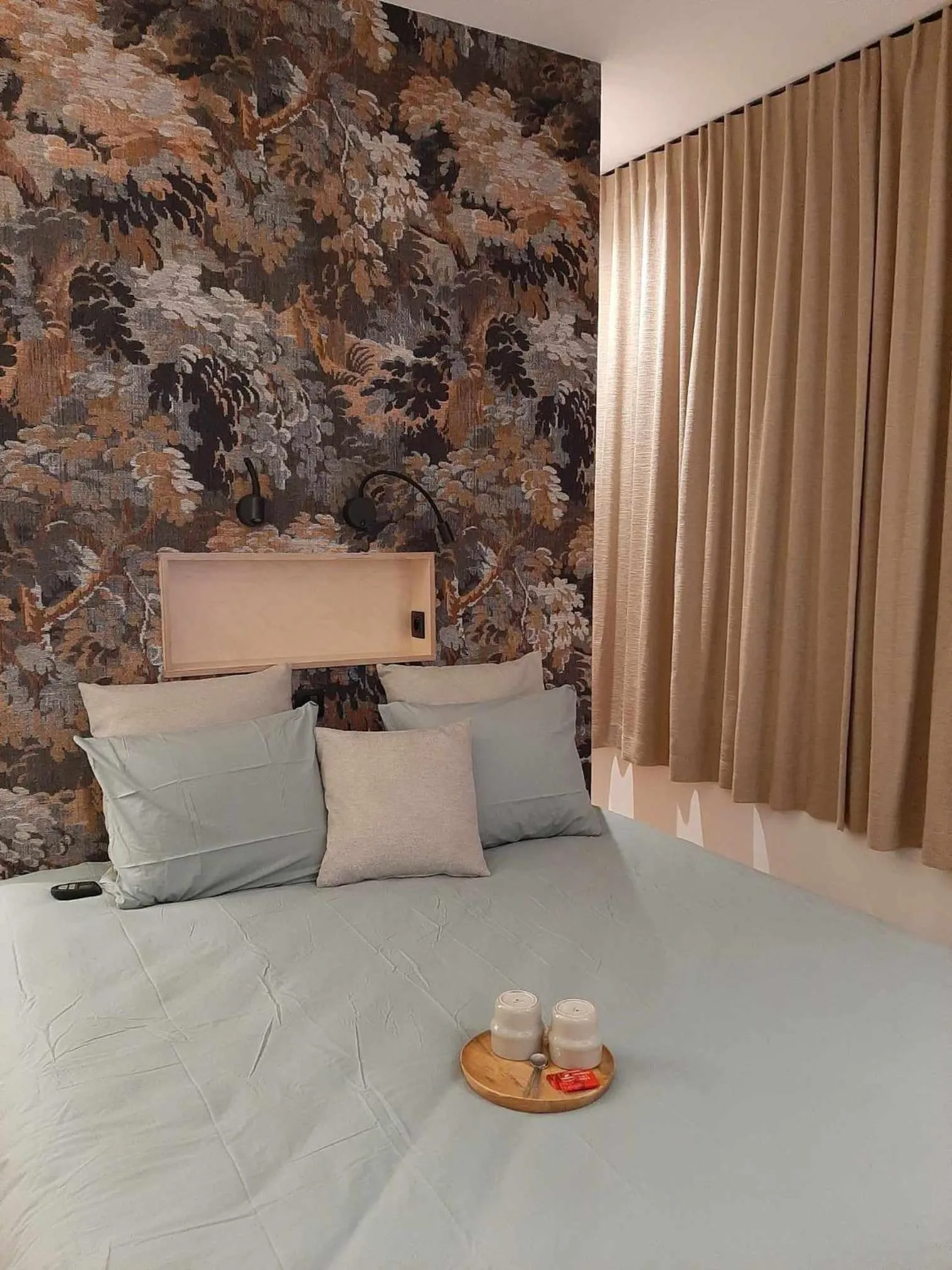 Property building, Bed in B&B Anna's