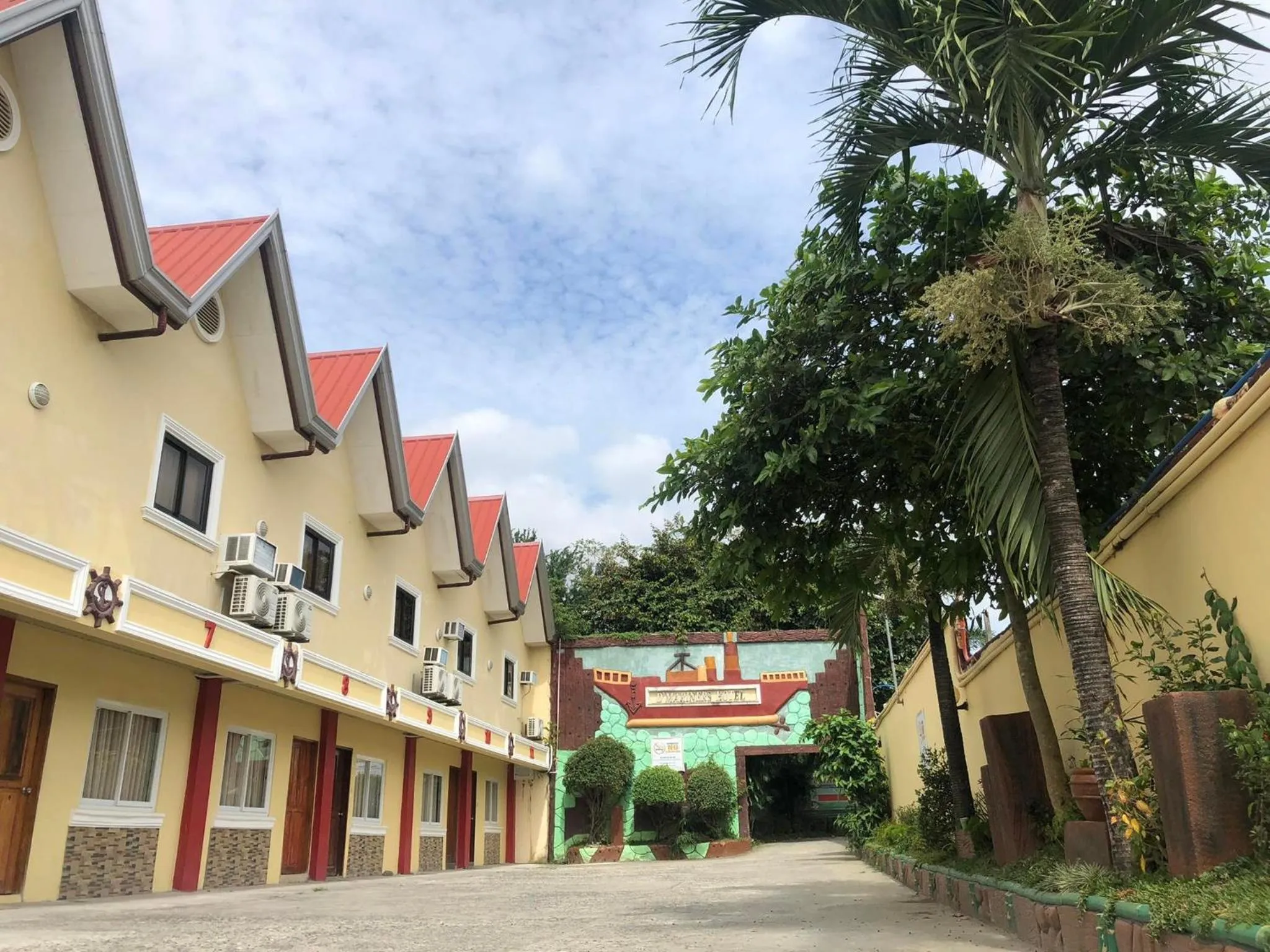 D'Mariners Inn Hotel