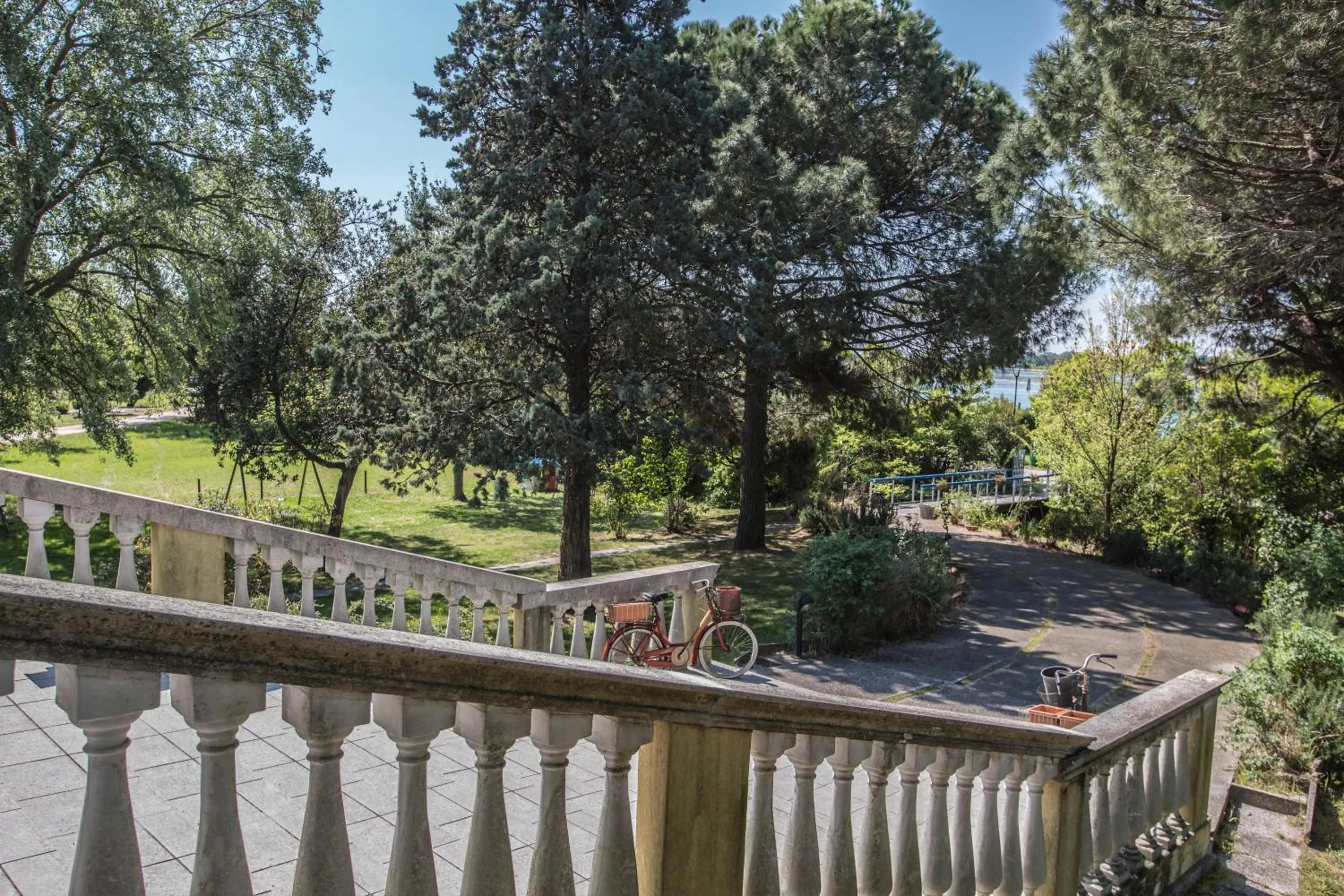 Facade/entrance in Hotel Il Lato Azzurro - Isola di Sant'Erasmo - NO VEHICLES ACCESS