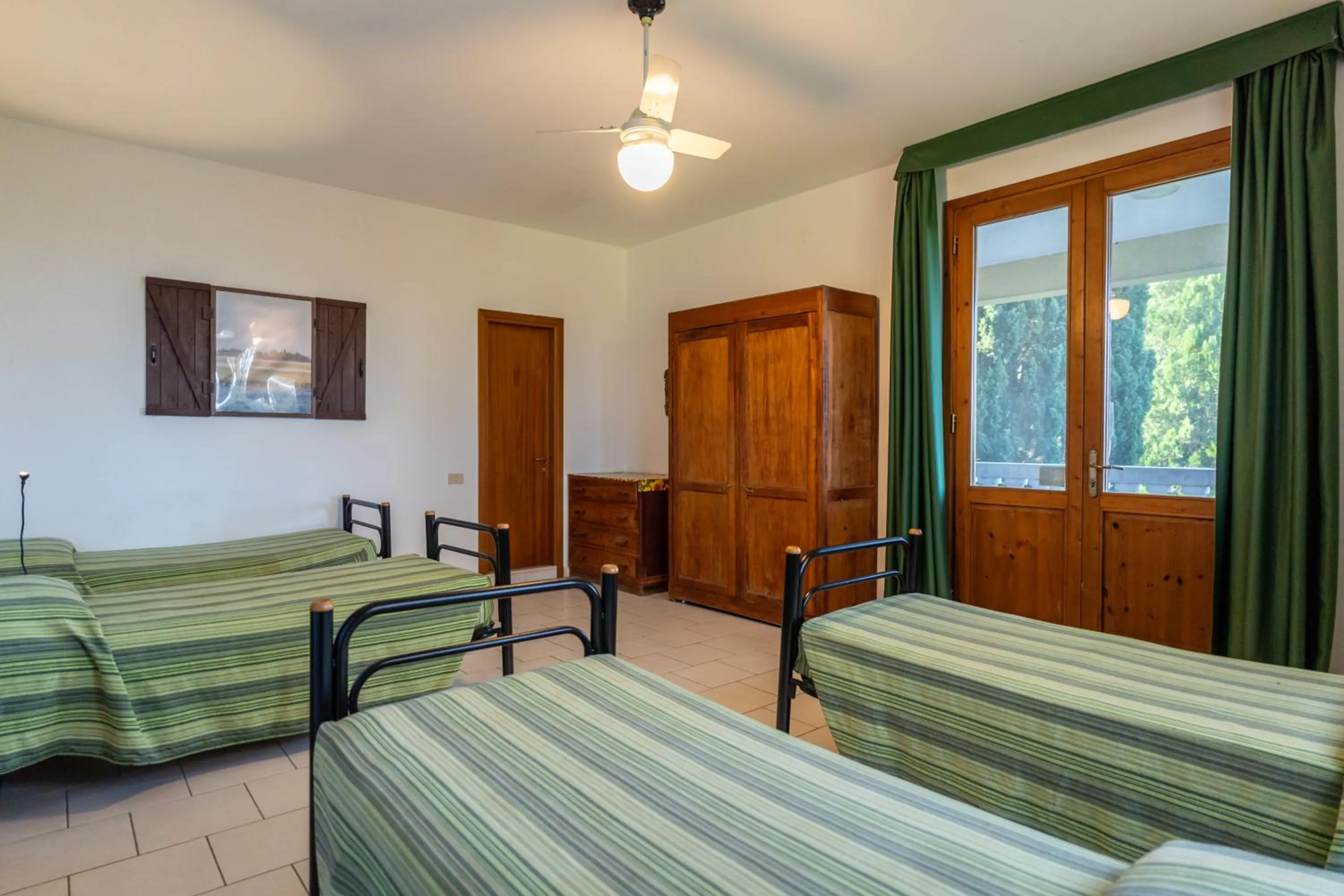 Bed in Hotel Il Lato Azzurro - Isola di Sant'Erasmo - NO VEHICLES ACCESS