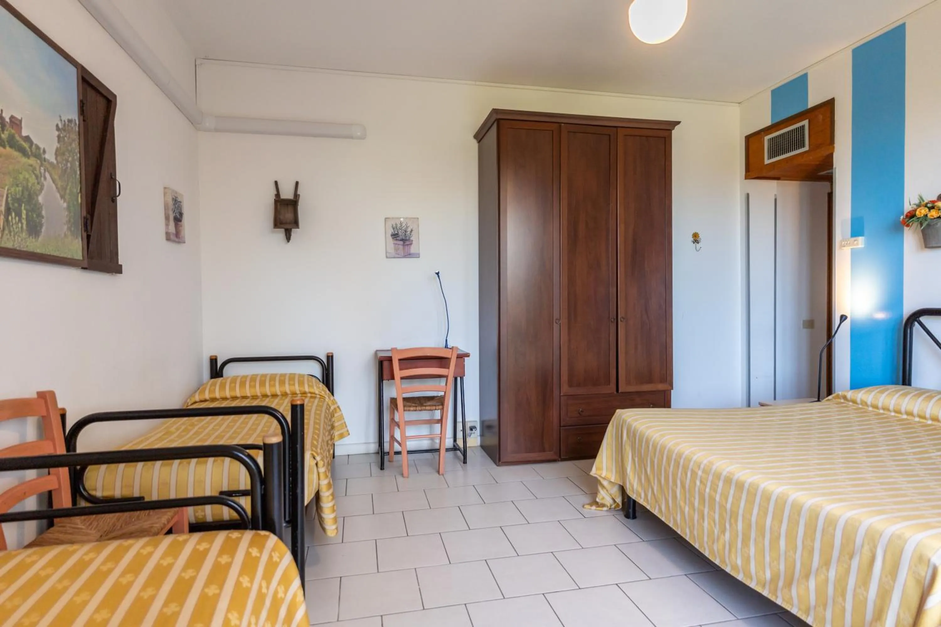 Bed in Hotel Il Lato Azzurro - Isola di Sant'Erasmo - NO VEHICLES ACCESS