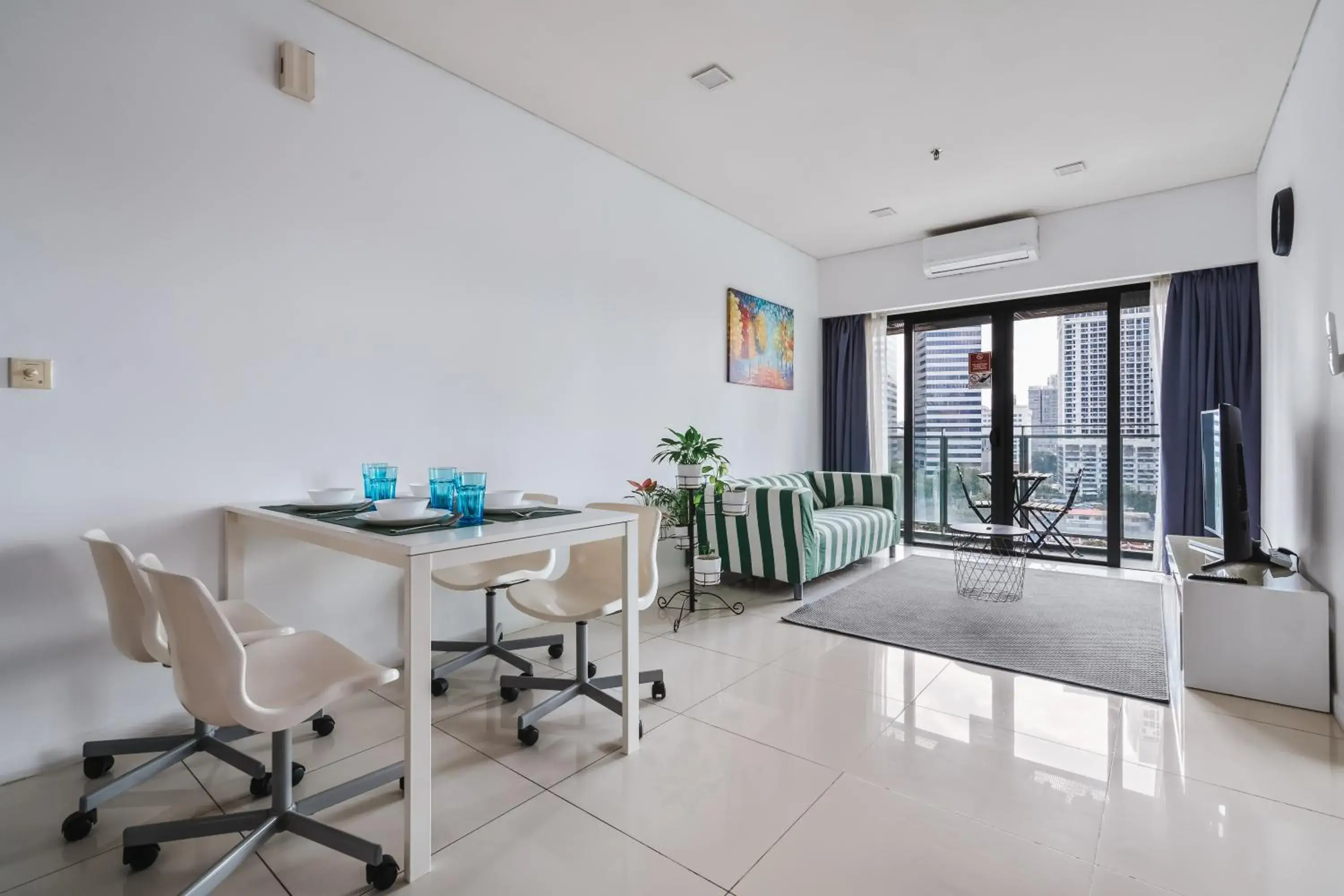 One-Bedroom Apartment (Netflix + 100Mbps) in Summer Suites KLCC Apartments by soulasia One-Bedroom Apartment (Netflix + 100Mbps) in Summer Suites KLCC Apartments by soulasia