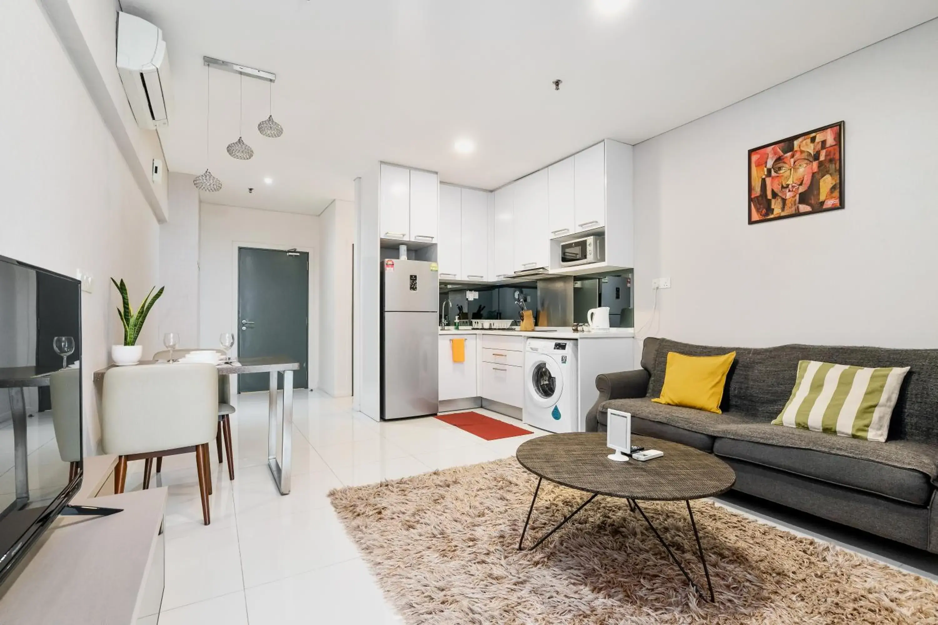 Studio Apartment (Netflix + 100Mbps) in Summer Suites KLCC Apartments by soulasia Studio Apartment (Netflix + 100Mbps) in Summer Suites KLCC Apartments by soulasia