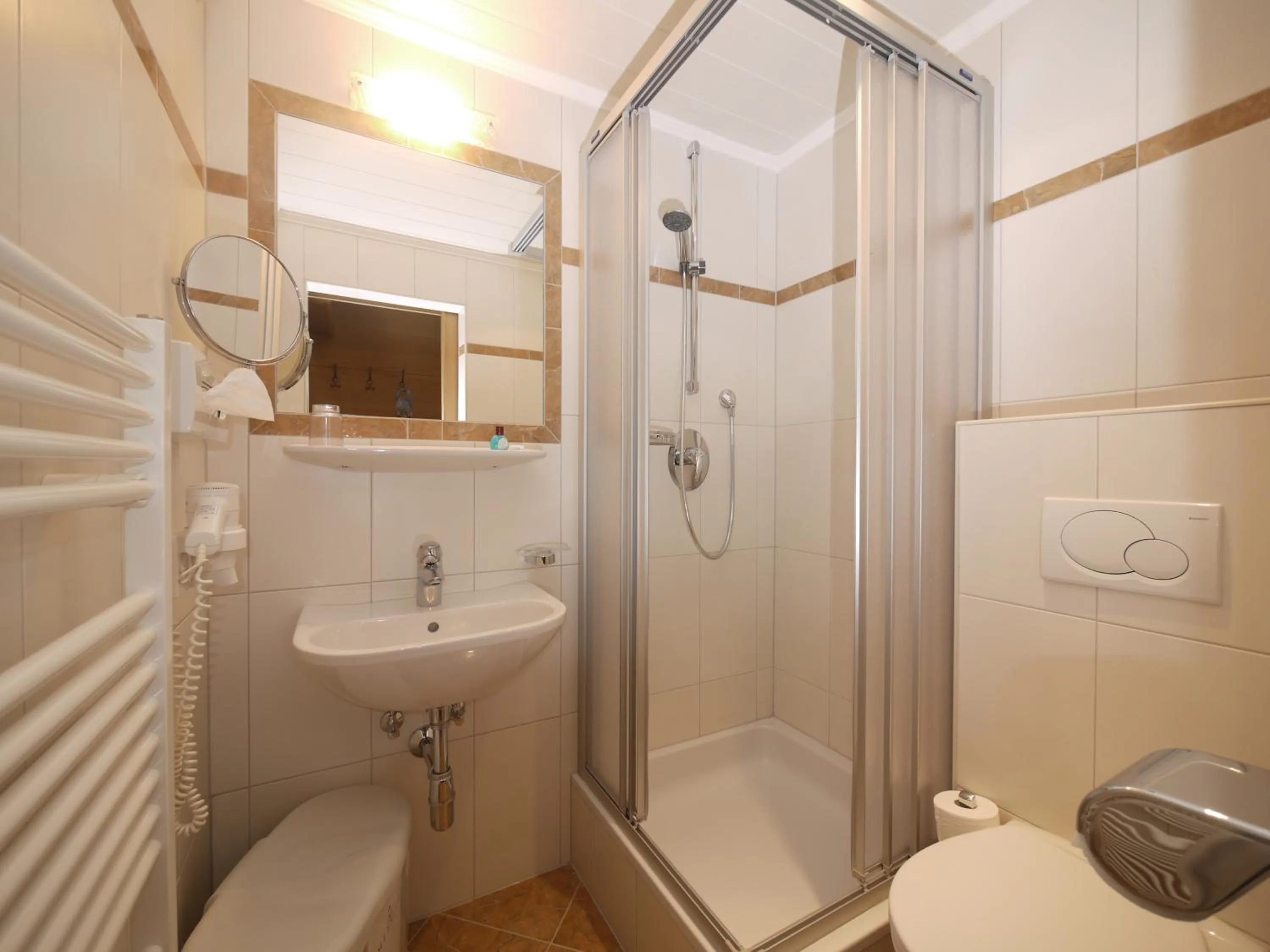 Shower in Parkhotel Sölden