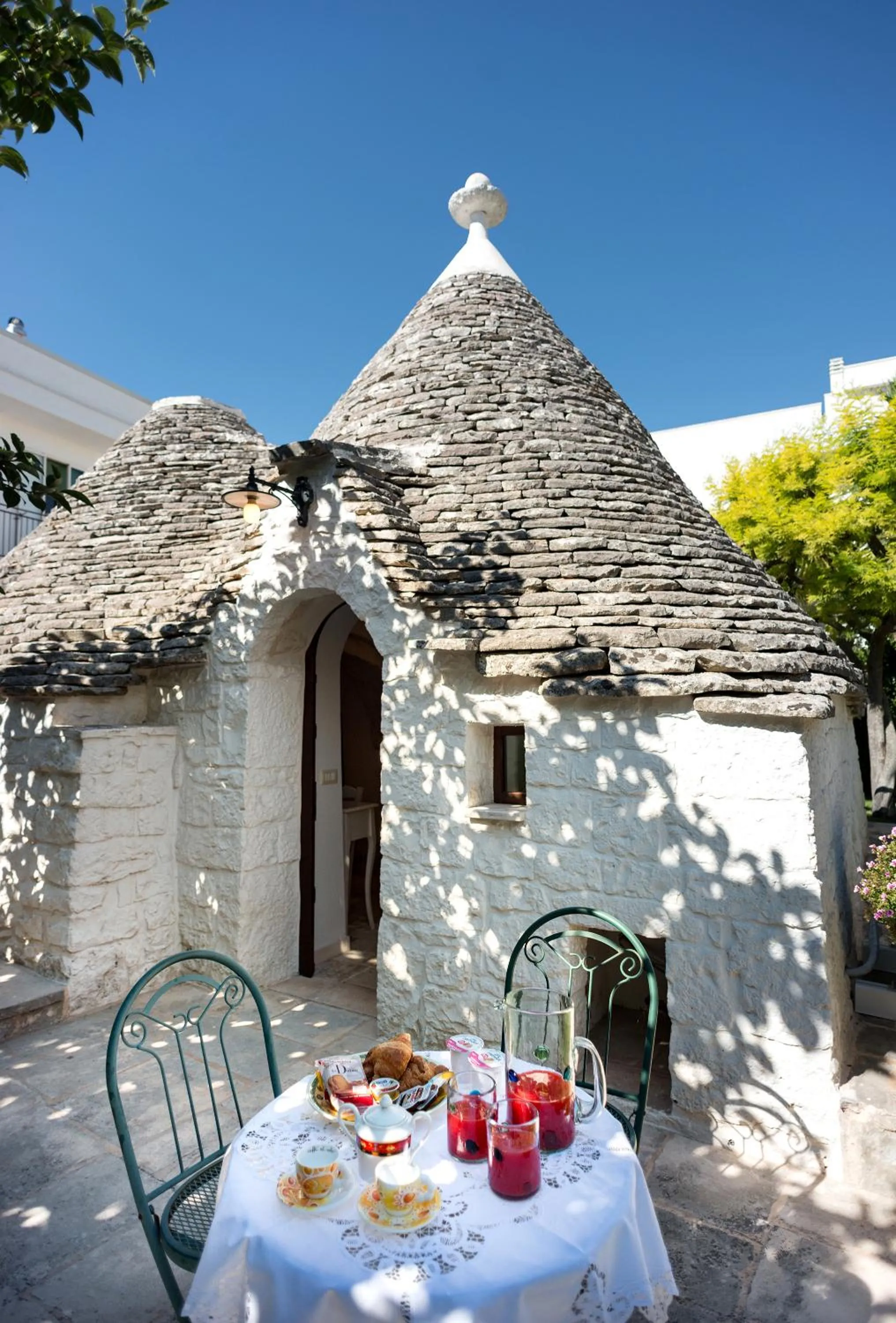 Facade/entrance in Trullo Giardino Fiorito