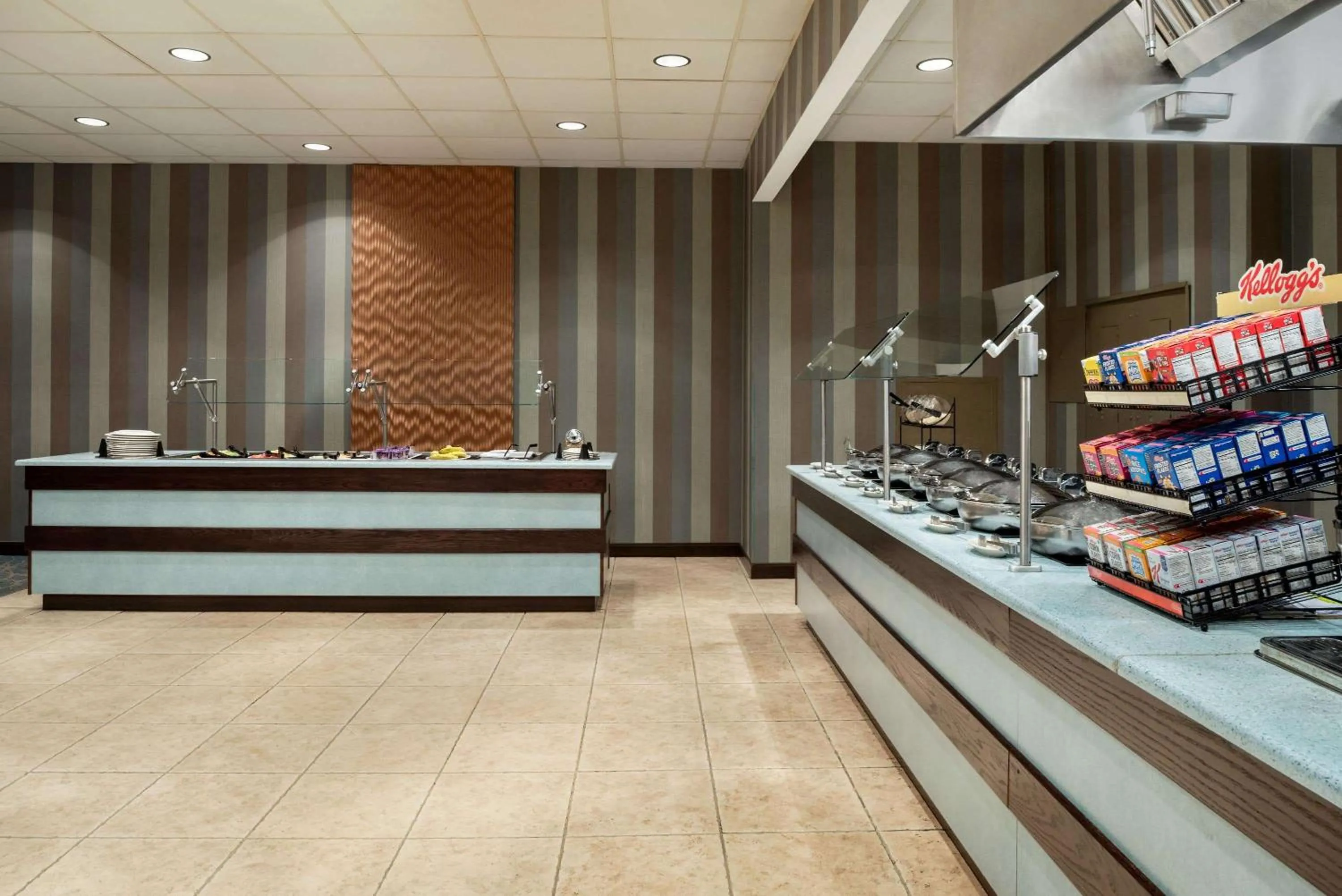 Restaurant/places to eat in Wyndham Springfield City Centre