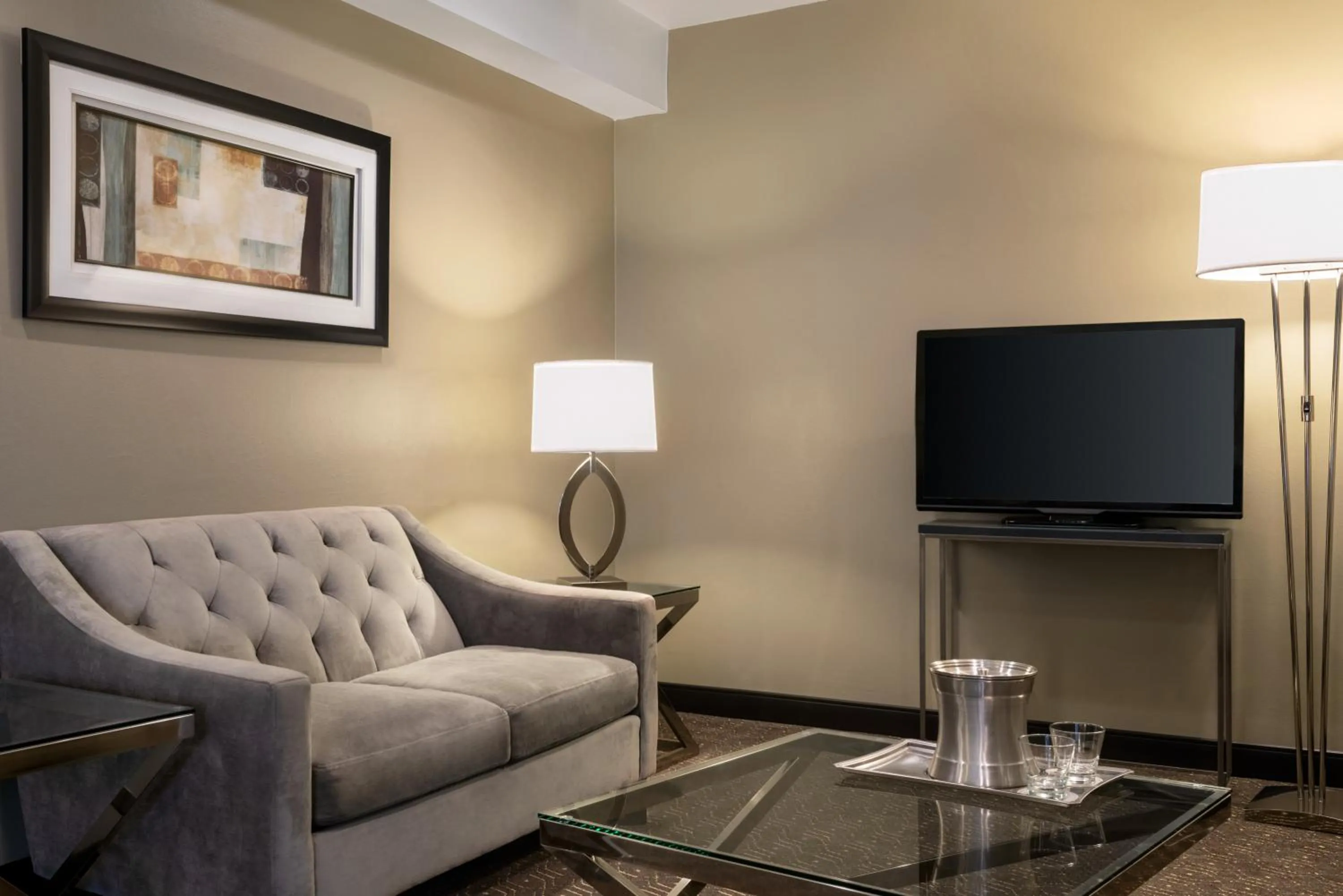 TV and multimedia in Wyndham Springfield City Centre