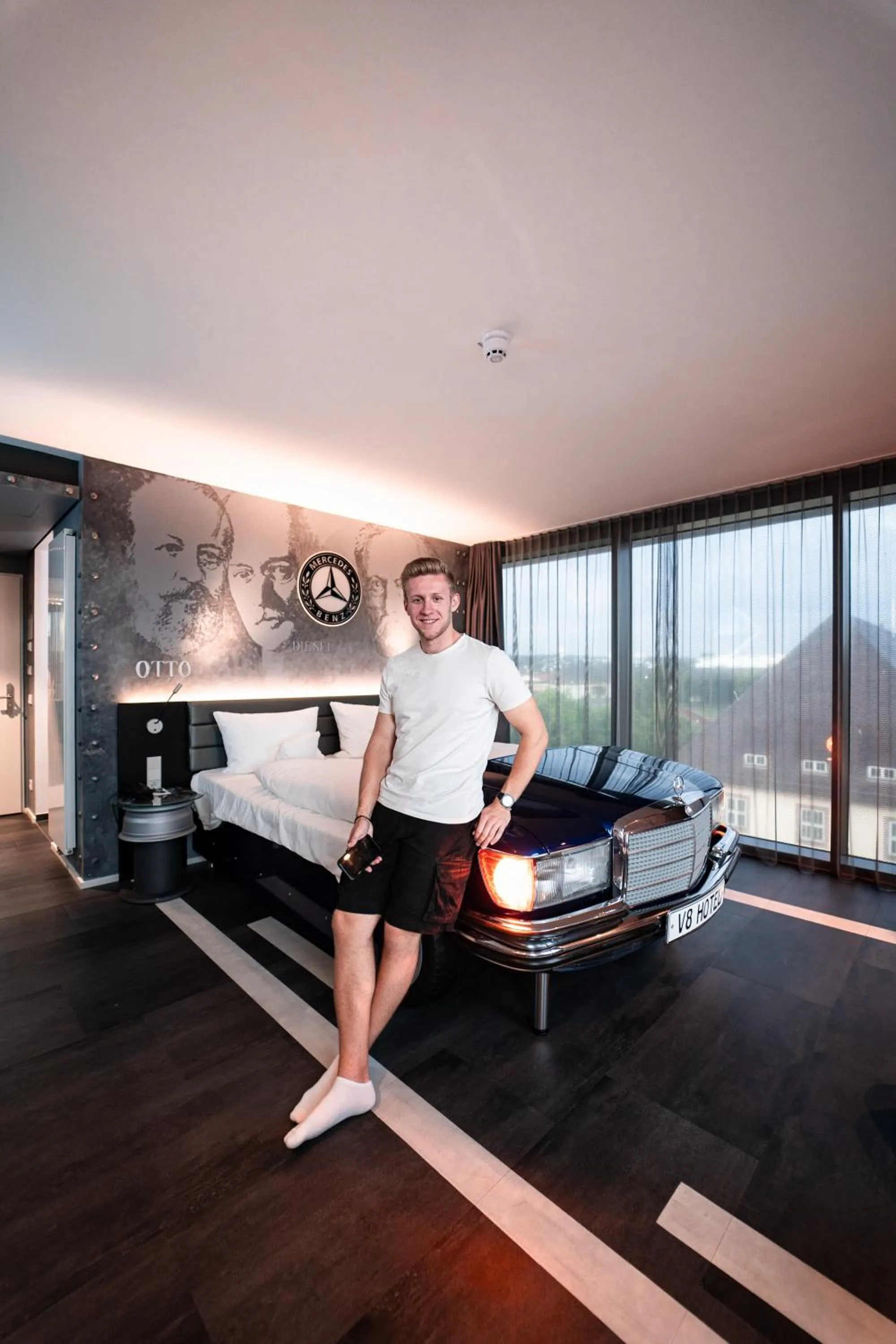 Bed in V8 HOTEL Motorworld Region Stuttgart