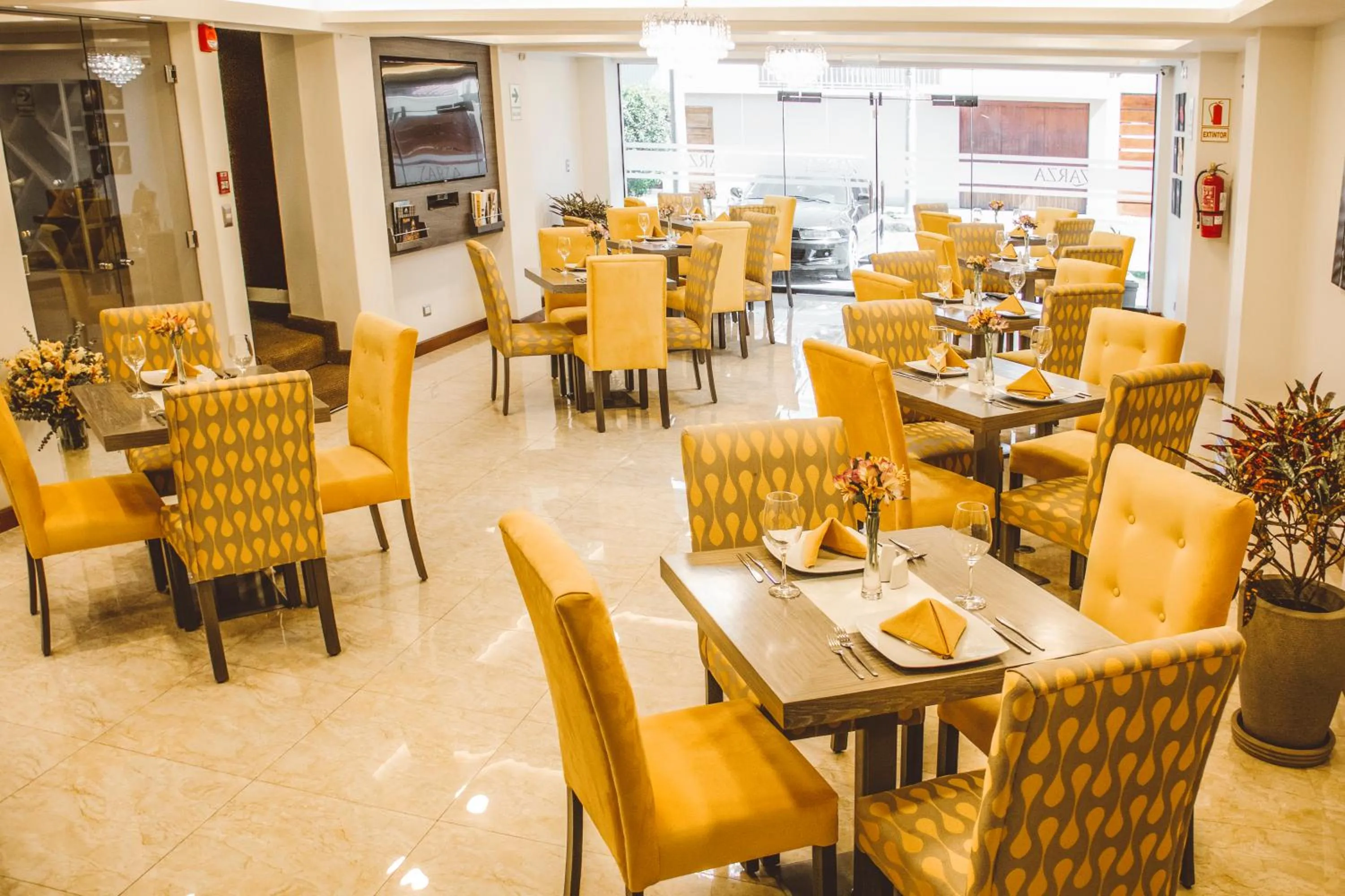 Restaurant/places to eat in Hotel La Cuesta de Cayma