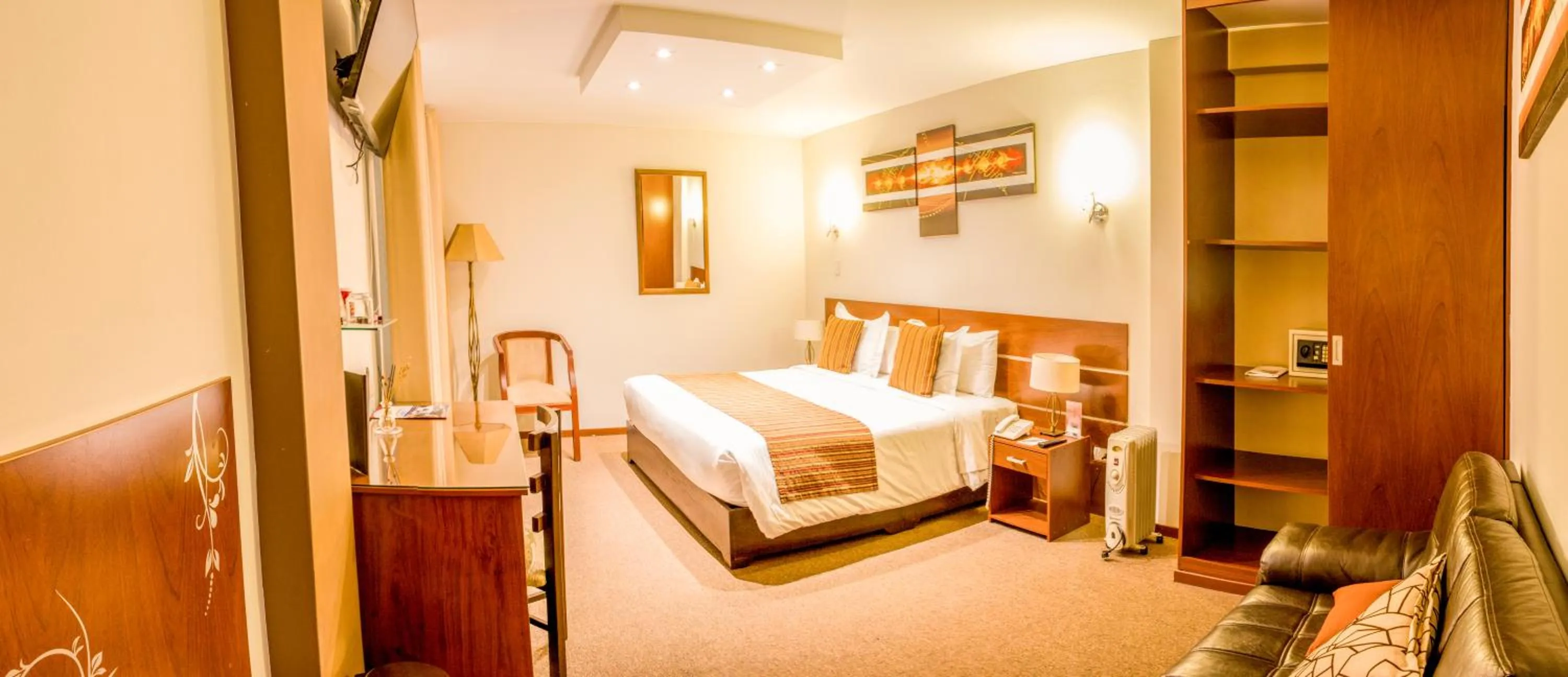 Photo of the whole room, Bed in Hotel La Cuesta de Cayma