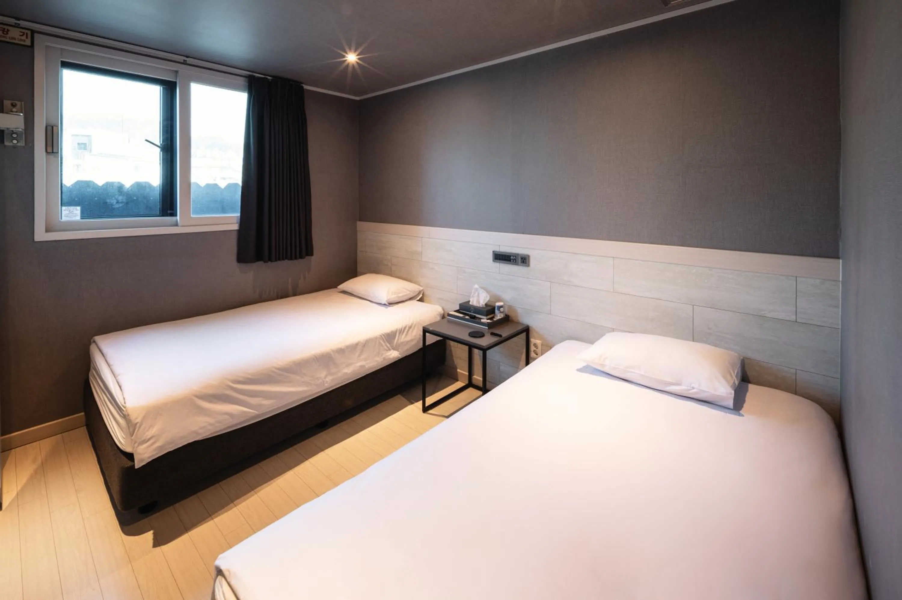 Bedroom, Bed in Hotel Iam