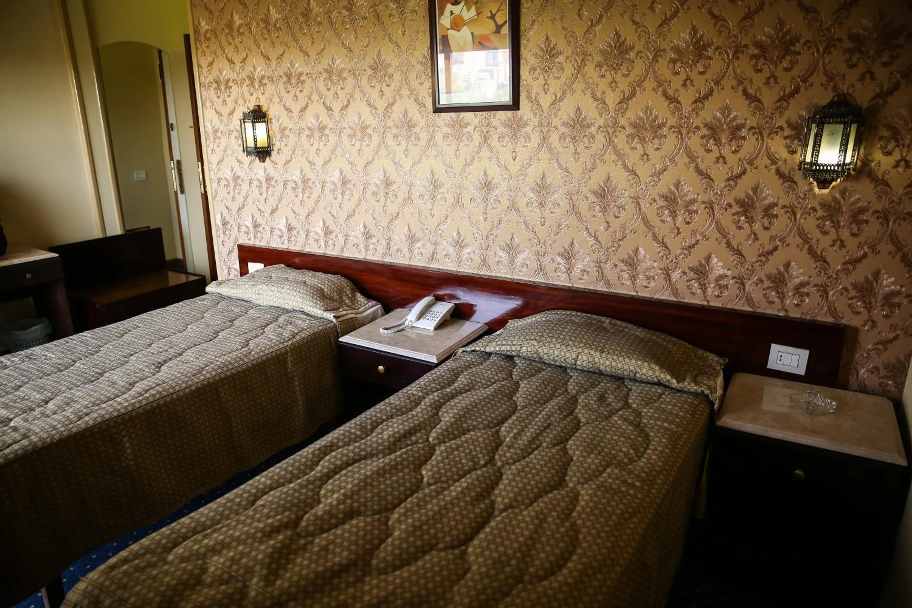 Bedroom, Bed in St George Hotel Cairo