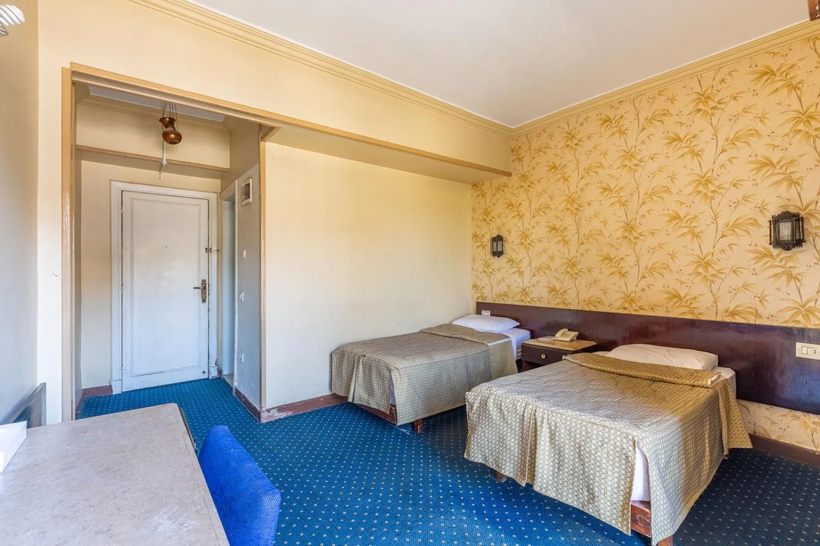 Bed in St George Hotel Cairo