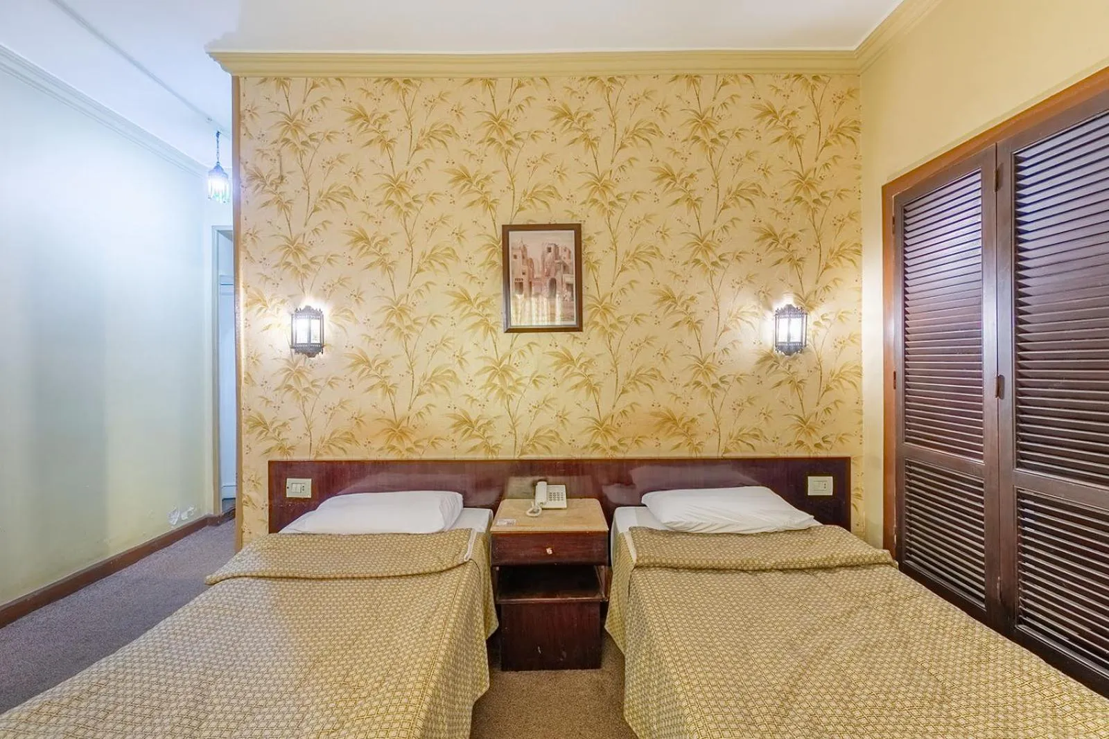 Bed in St George Hotel Cairo