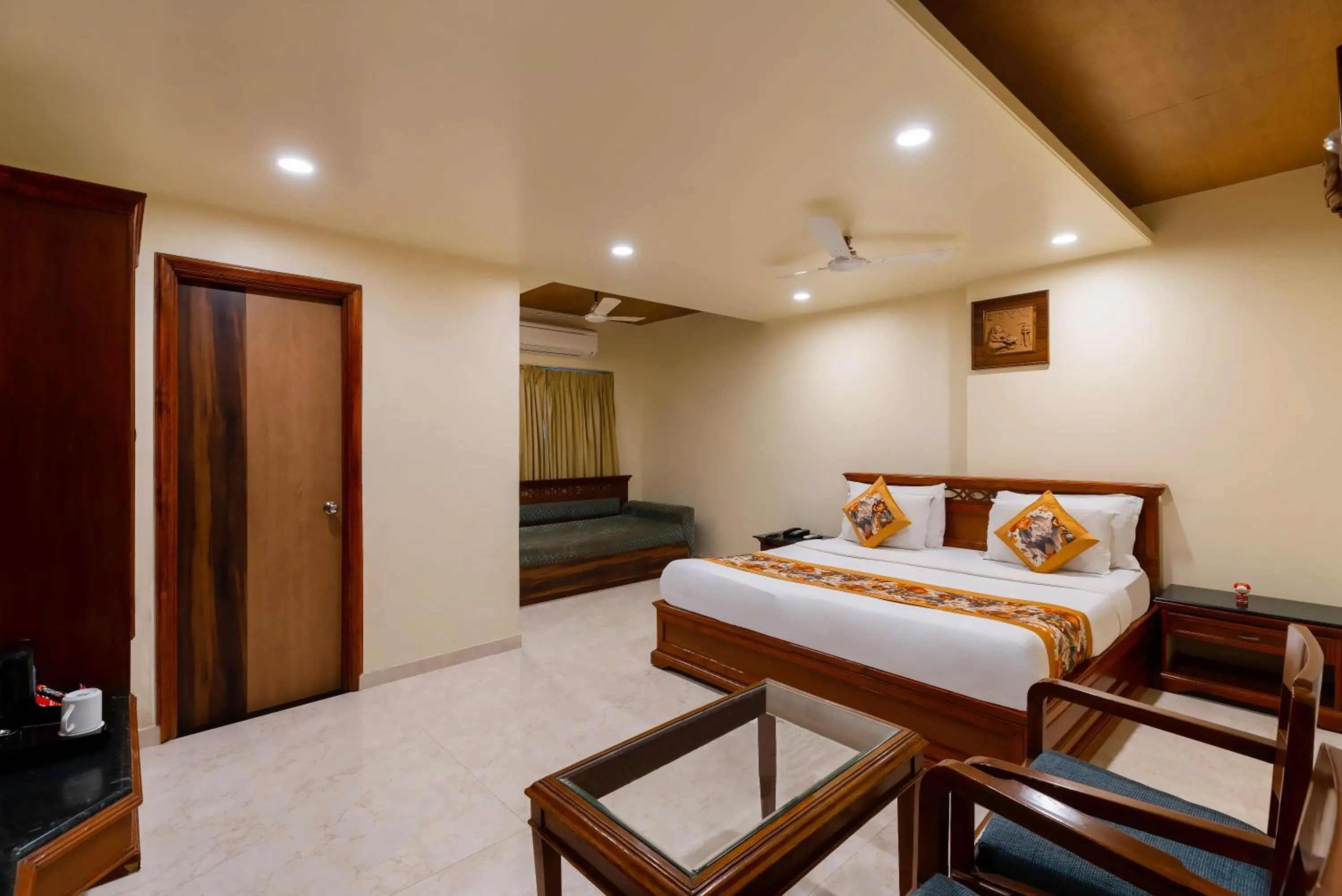 Bedroom in Hotel Silver Oak