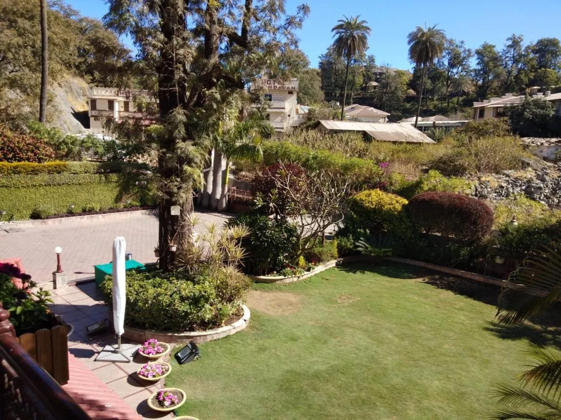 Garden view in Hotel Silver Oak