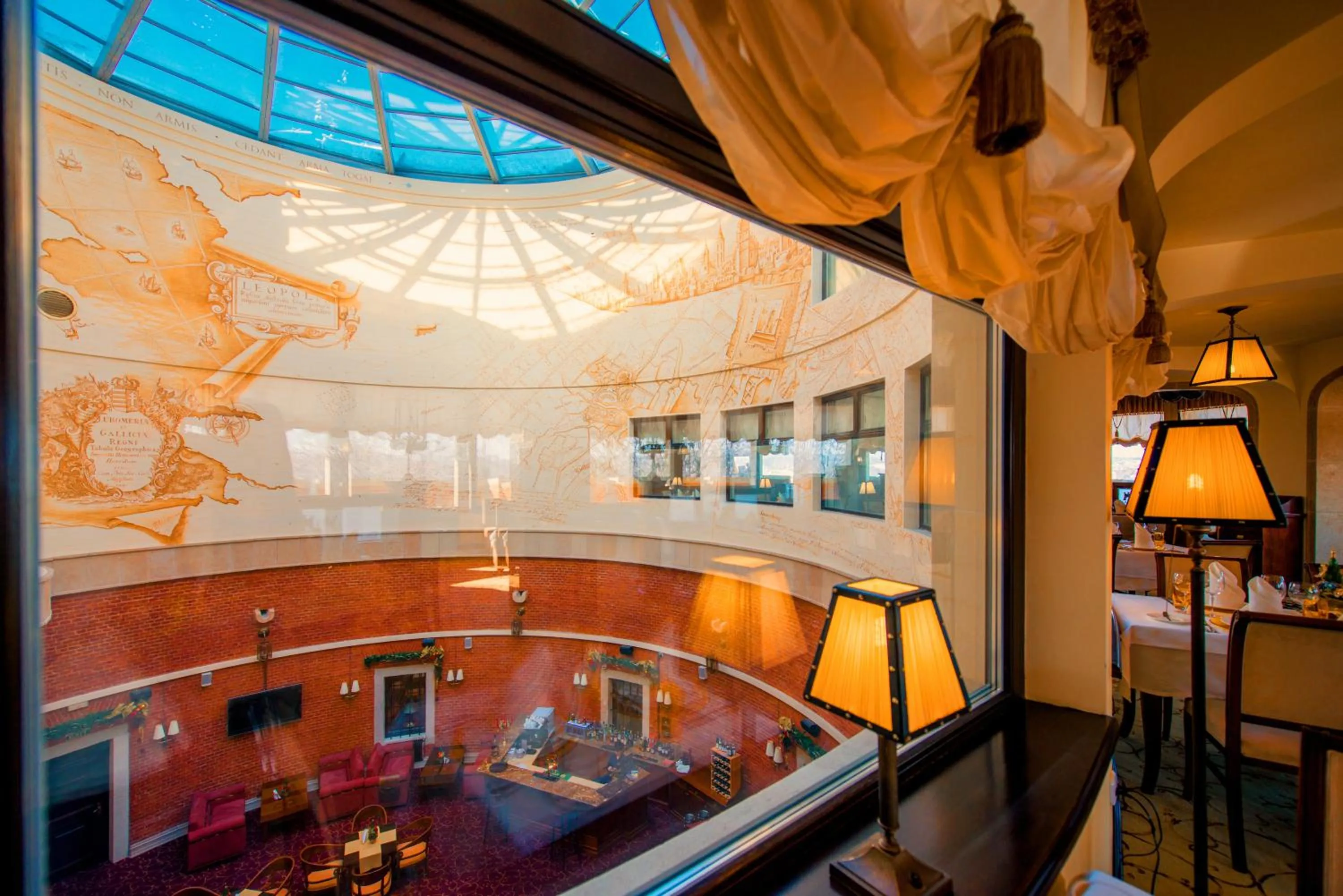 Communal lounge/ TV room in Citadel Inn Gastro Boutique Hotel - Готель Цитадель Львів