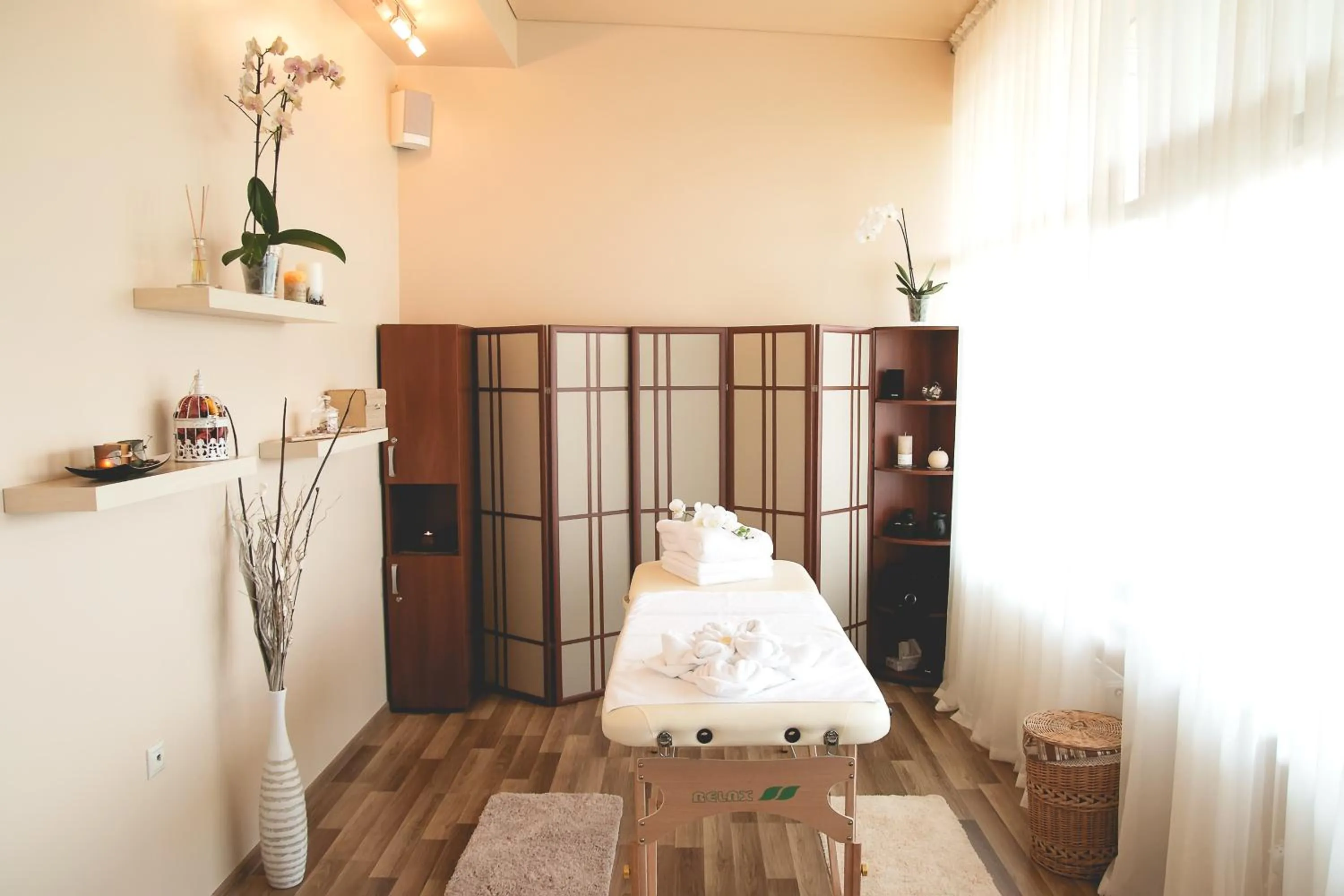 Massage, Bed in Citadel Inn Gastro Boutique Hotel - Готель Цитадель Львів