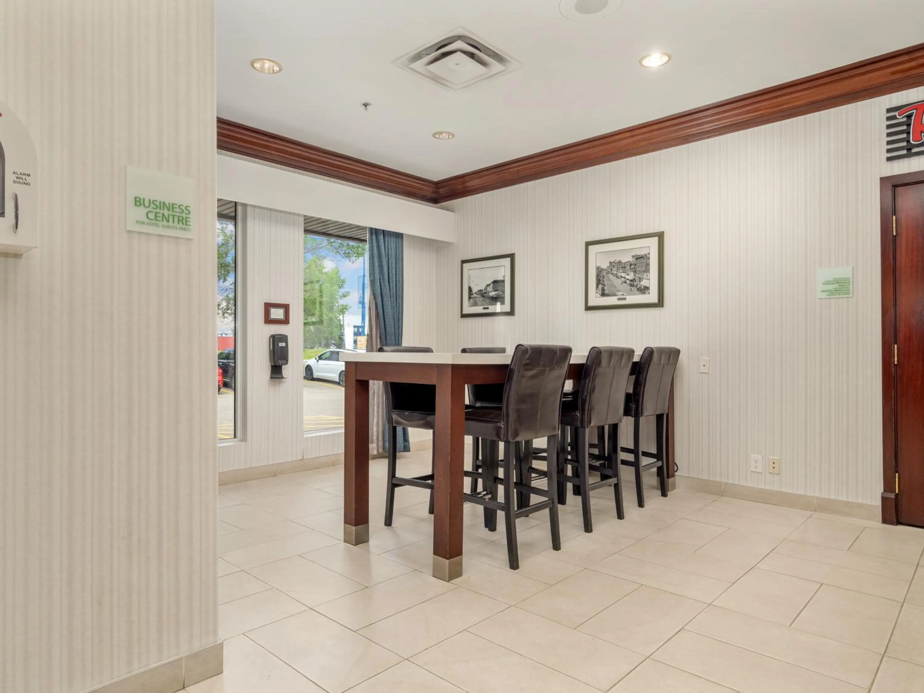 Business facilities in Holiday Inn Conference Centre Edmonton South by IHG