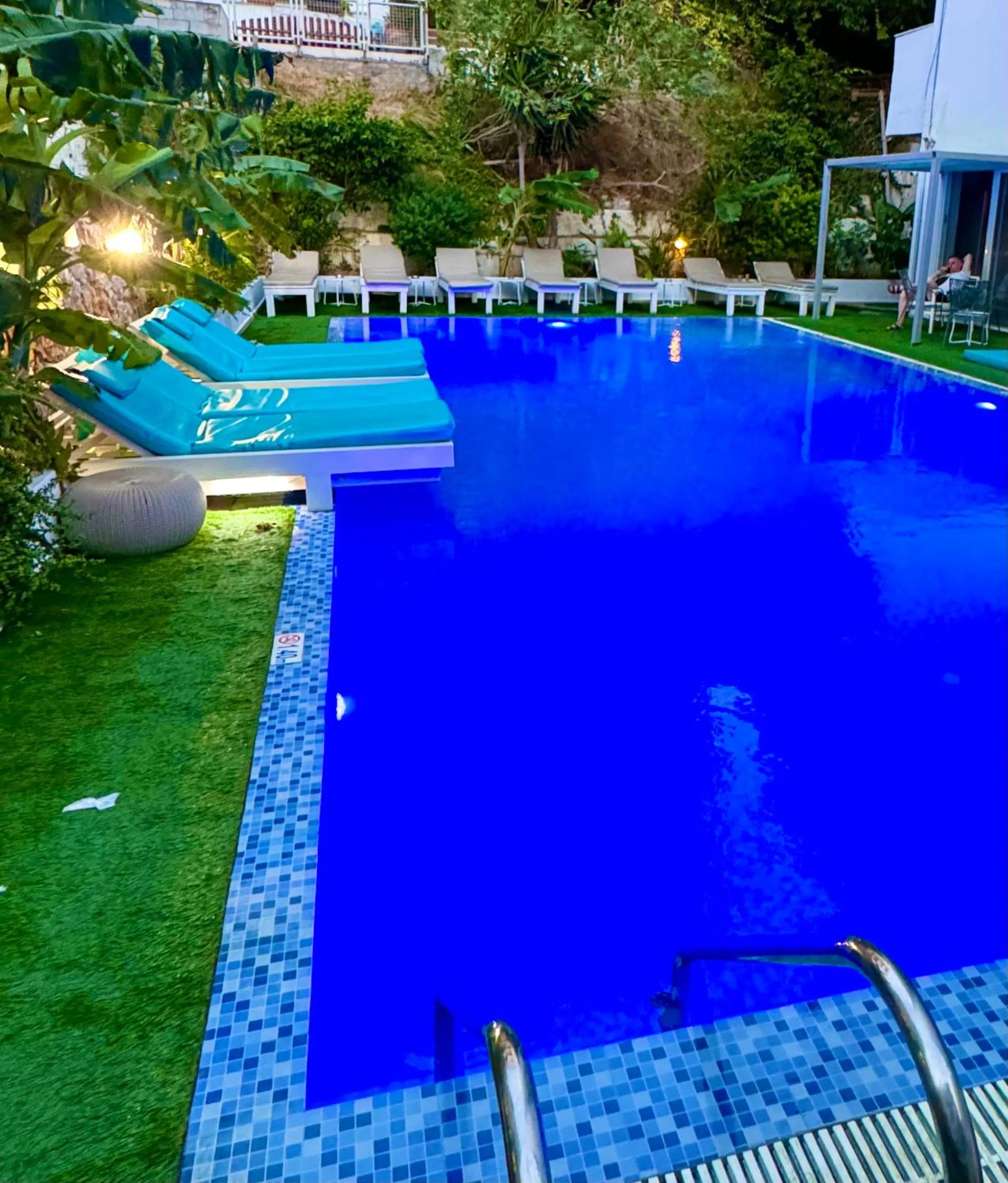Pool view in Hotel Parthenon Rodos city