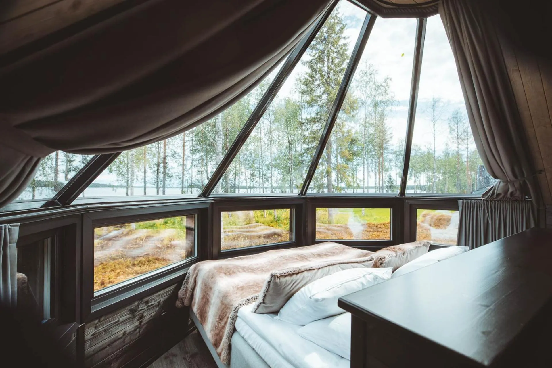 Bed in Apukka Resort