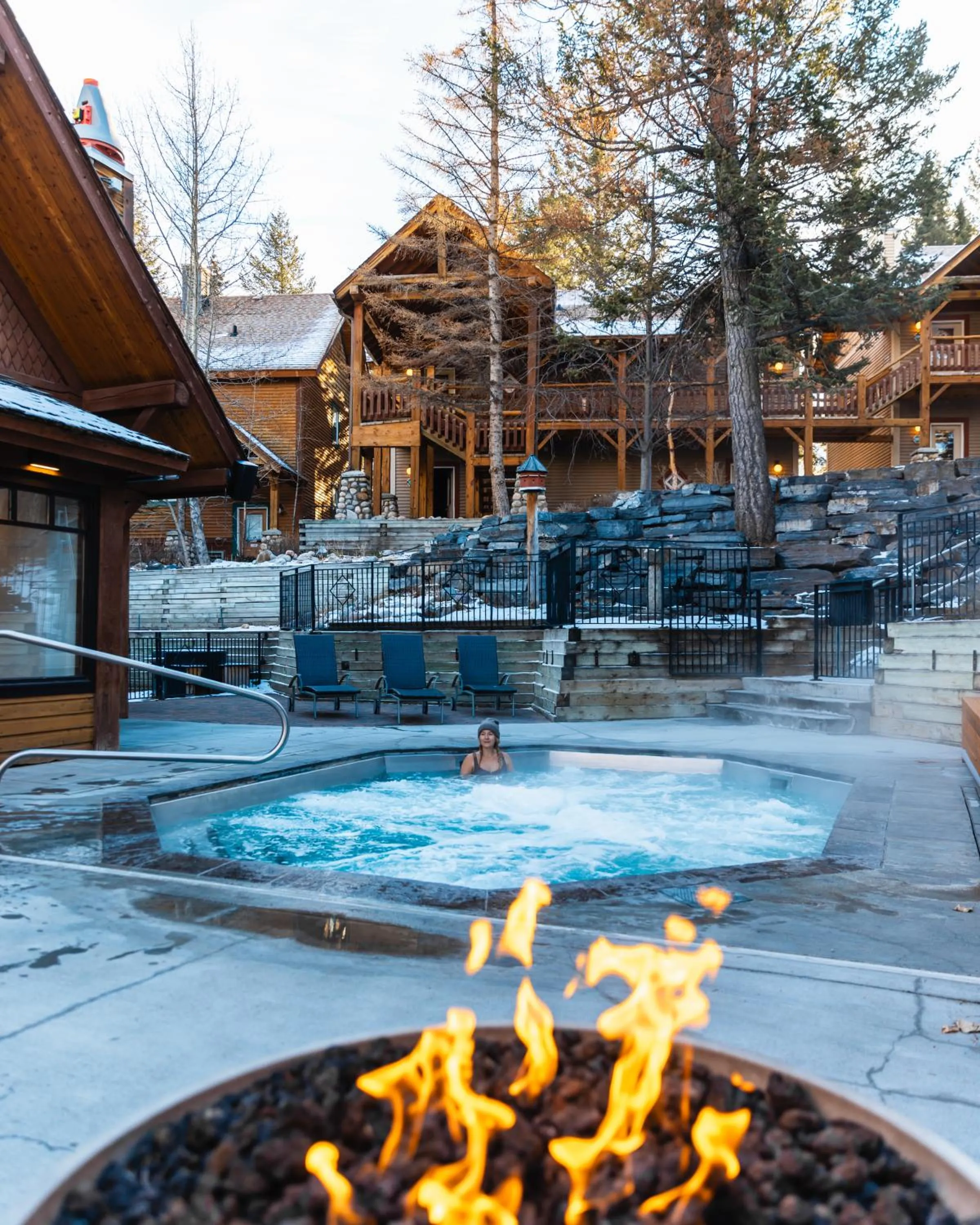 Hot Tub in Buffalo Mountain Lodge