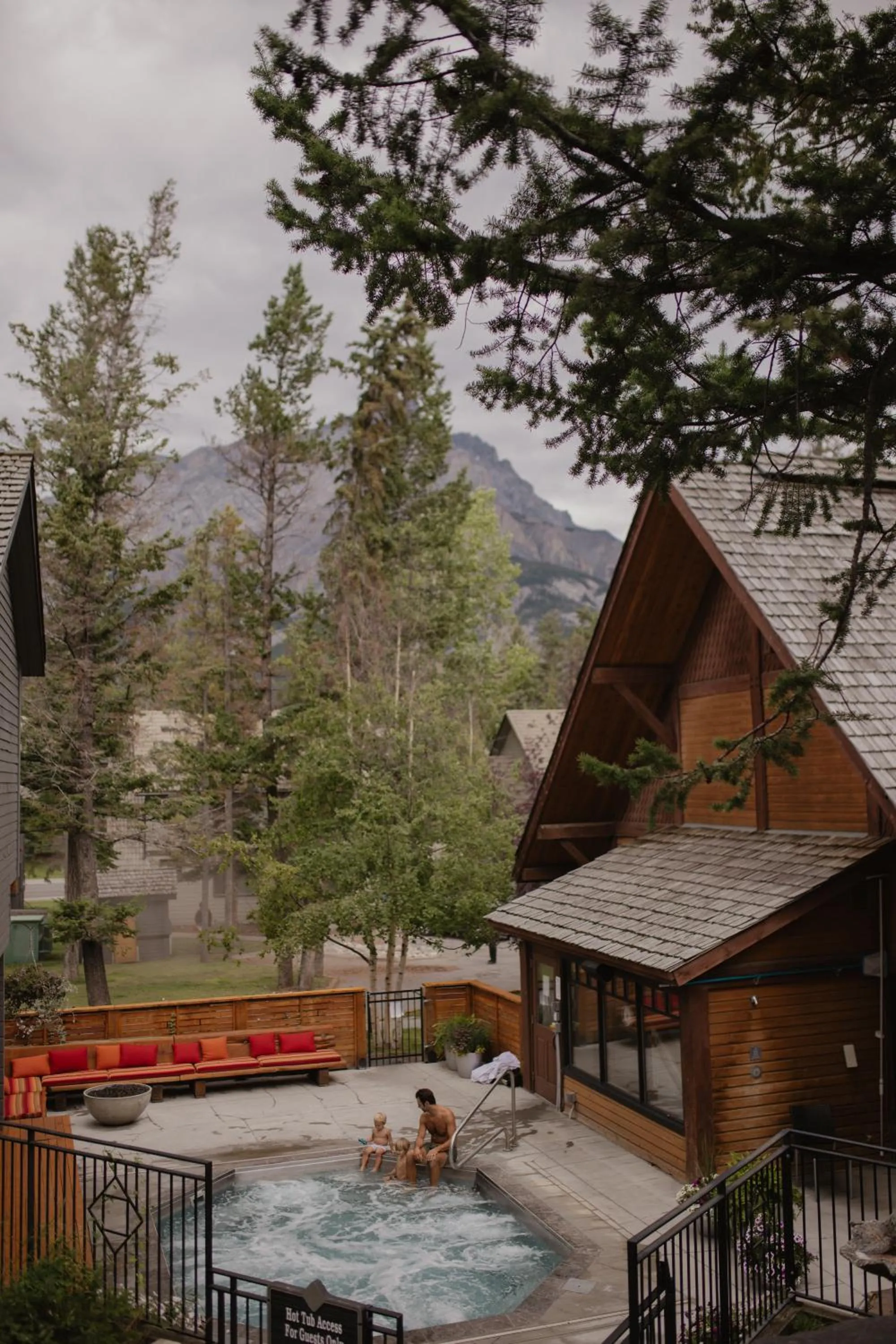 Hot Tub in Buffalo Mountain Lodge
