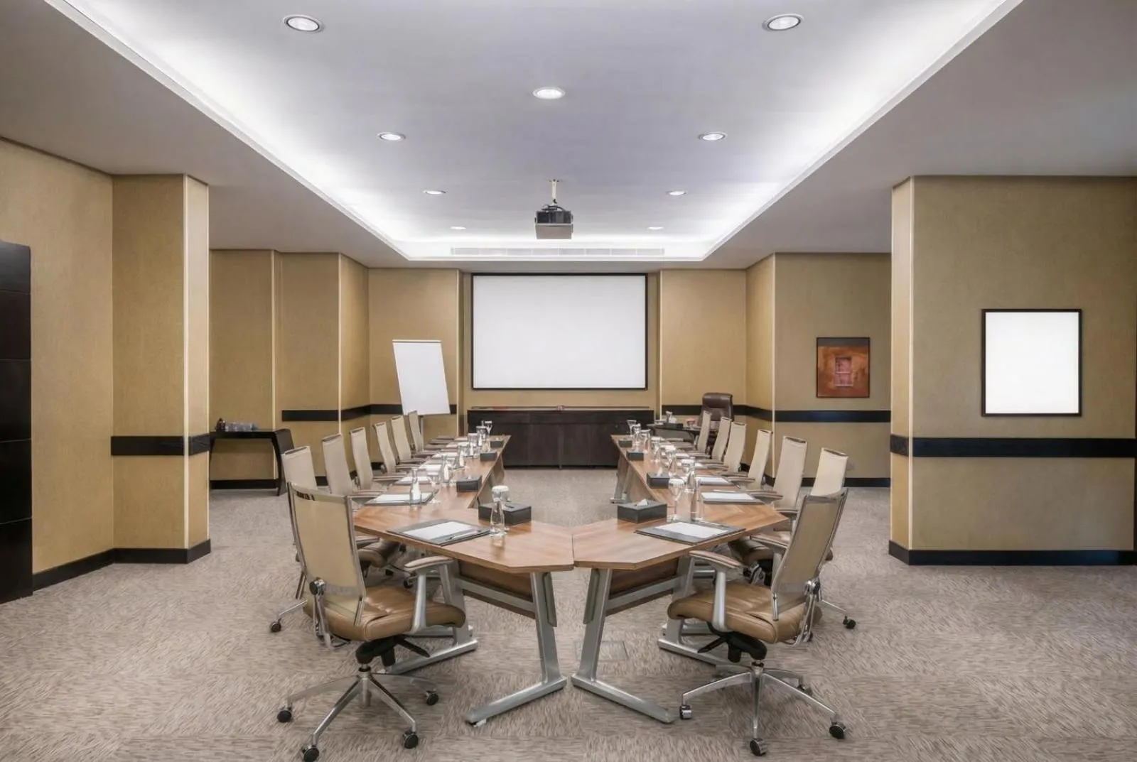Meeting/conference room in Crowne Plaza Jeddah