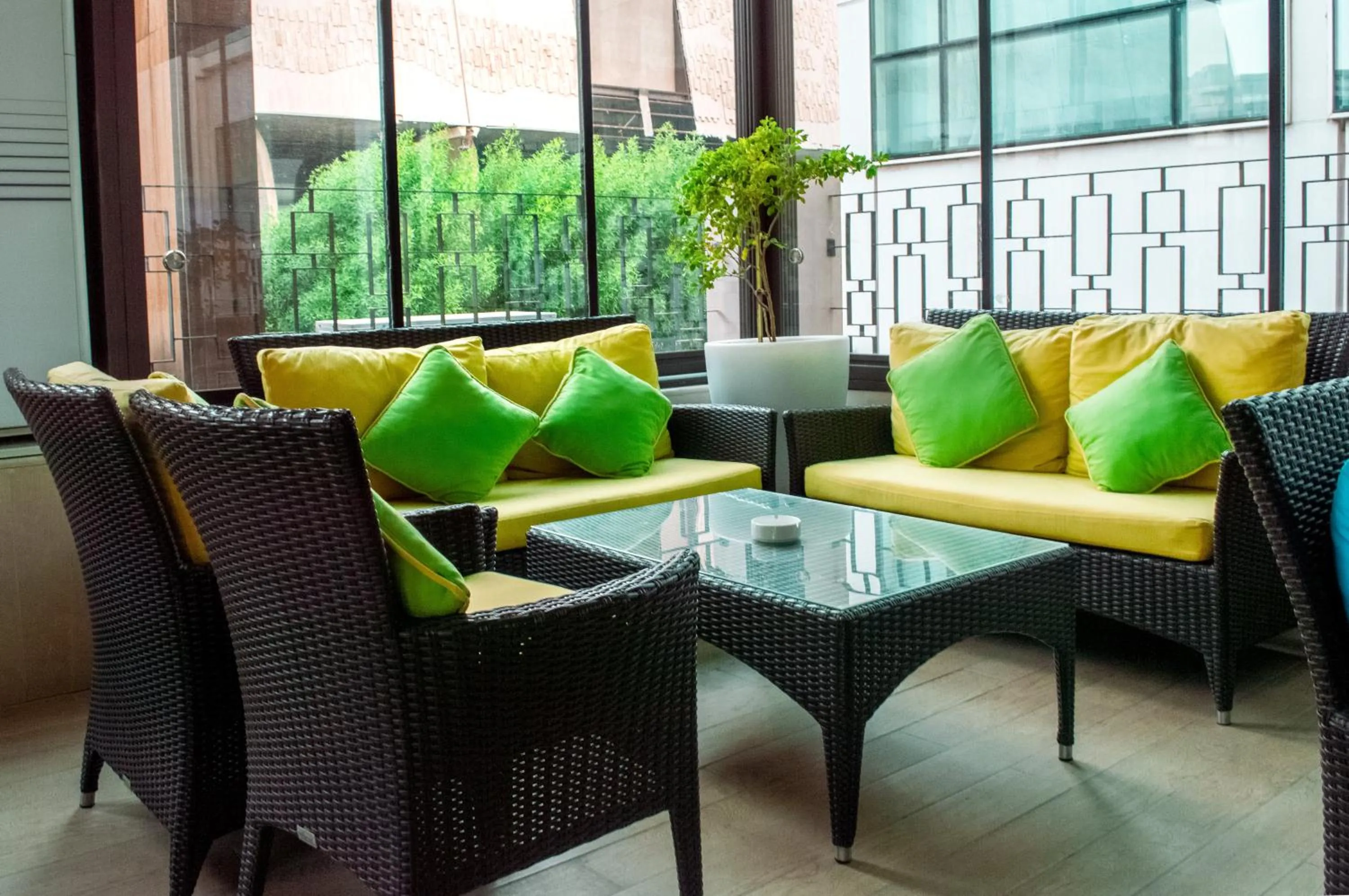 Restaurant/places to eat in Crowne Plaza Jeddah by IHG